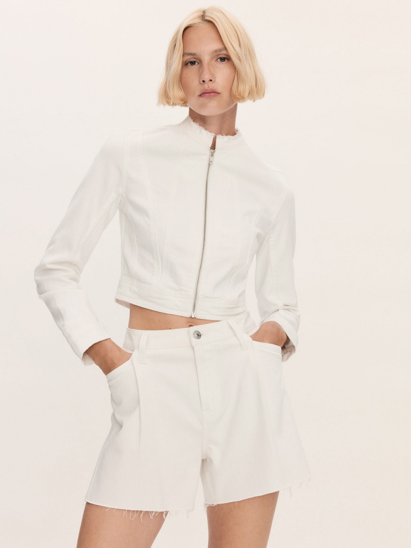 Джинсовые шорты MANGO модель 77052913_1 Фото