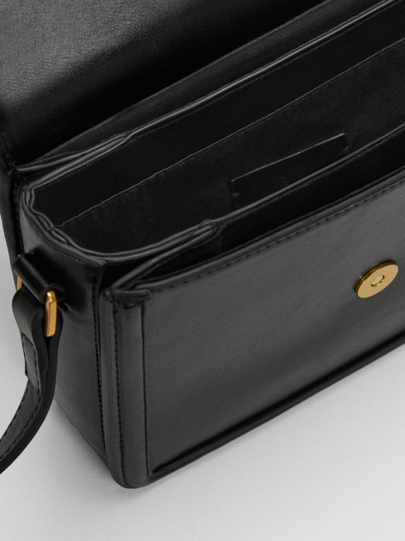 Кросс-боди MANGO Ivan модель 57004783_99 Фото