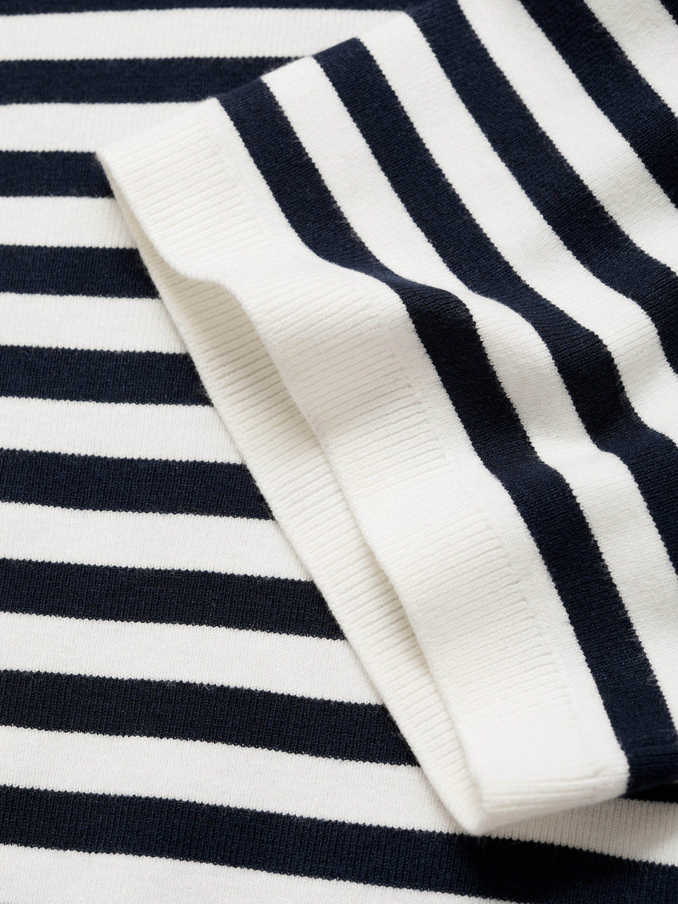 Топ MANGO модель 77004018_56 Фото