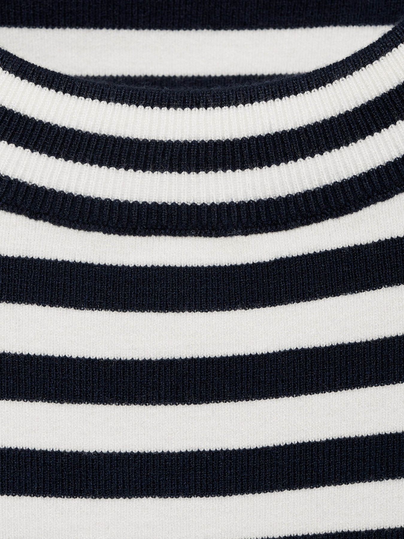 Топ MANGO модель 77004018_56 Фото