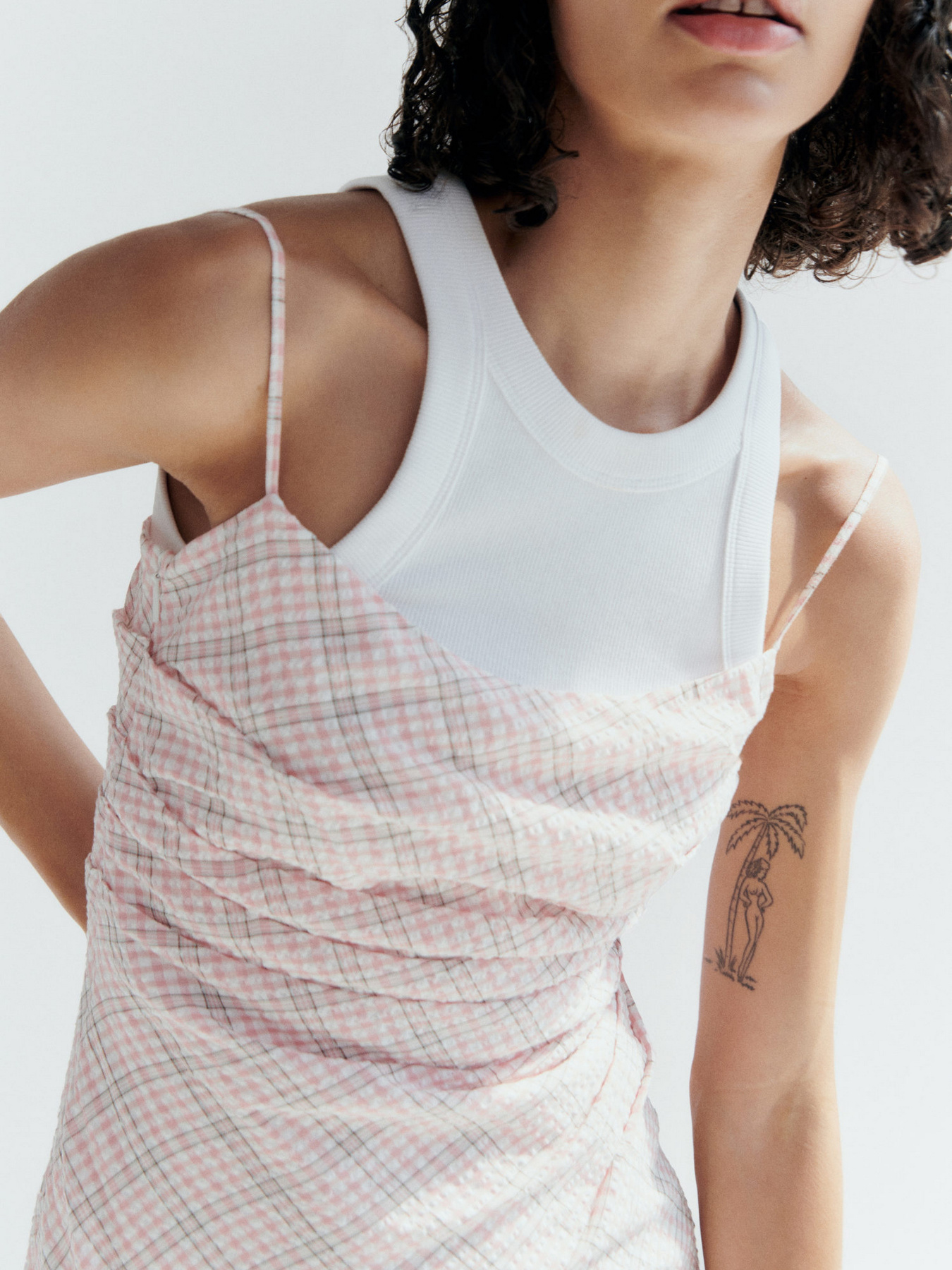 Сукня міді MANGO модель 77022930_81 Фото