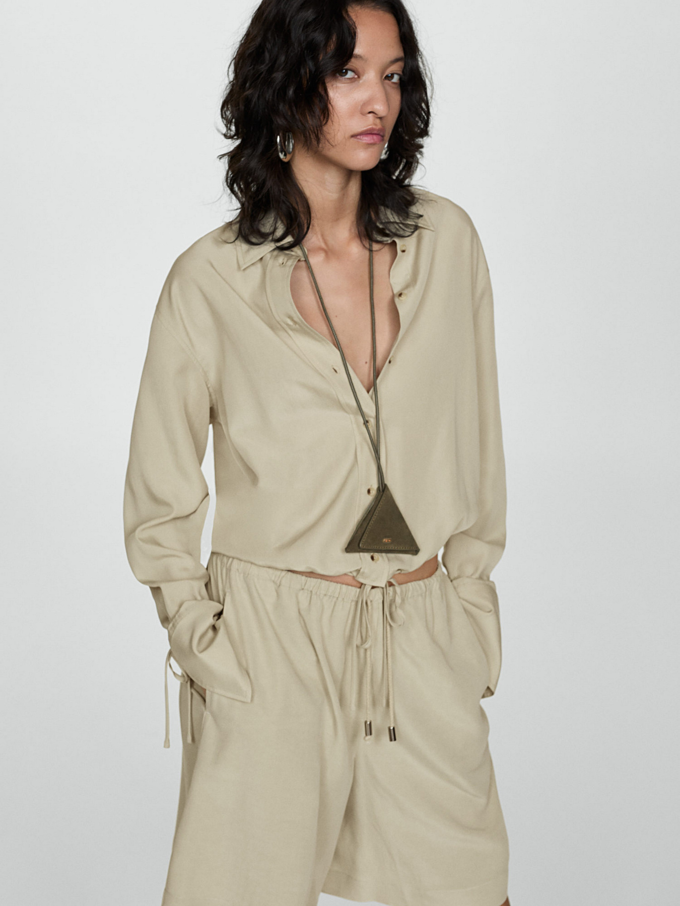 Шорти MANGO модель 77023266_43 Фото