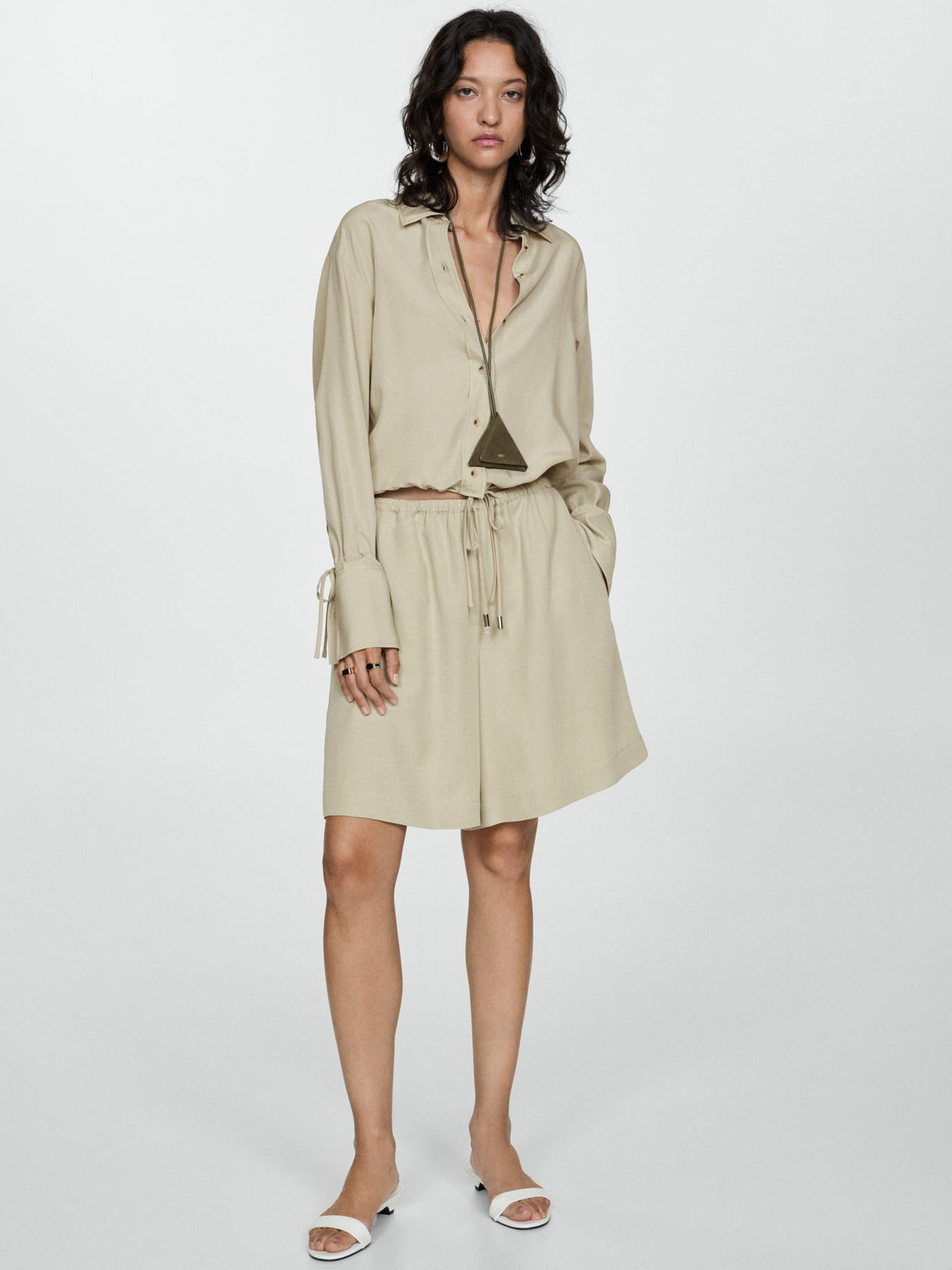 Шорти MANGO модель 77023266_43 Фото