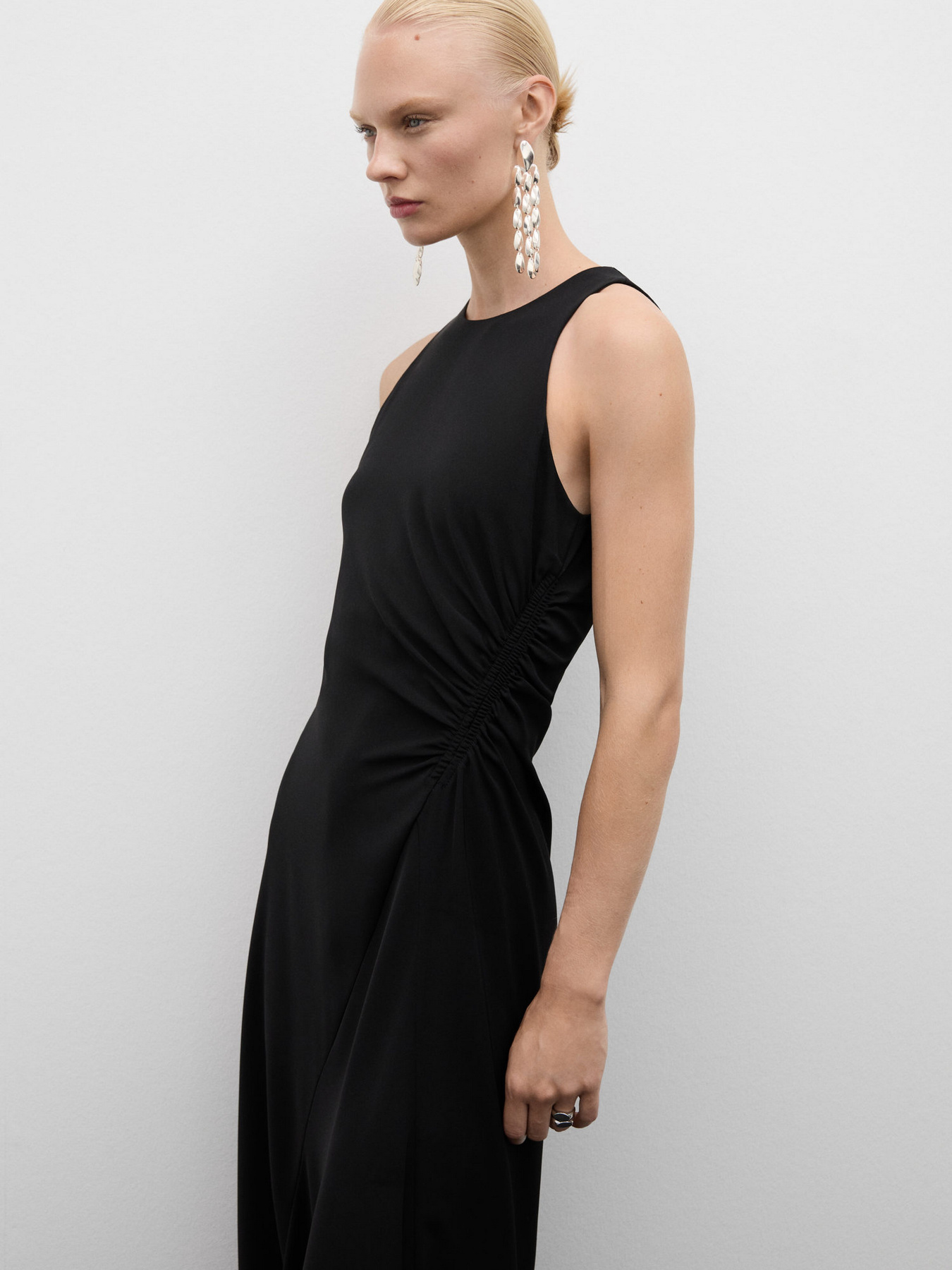 Платье миди MANGO модель 77024032_99 Фото