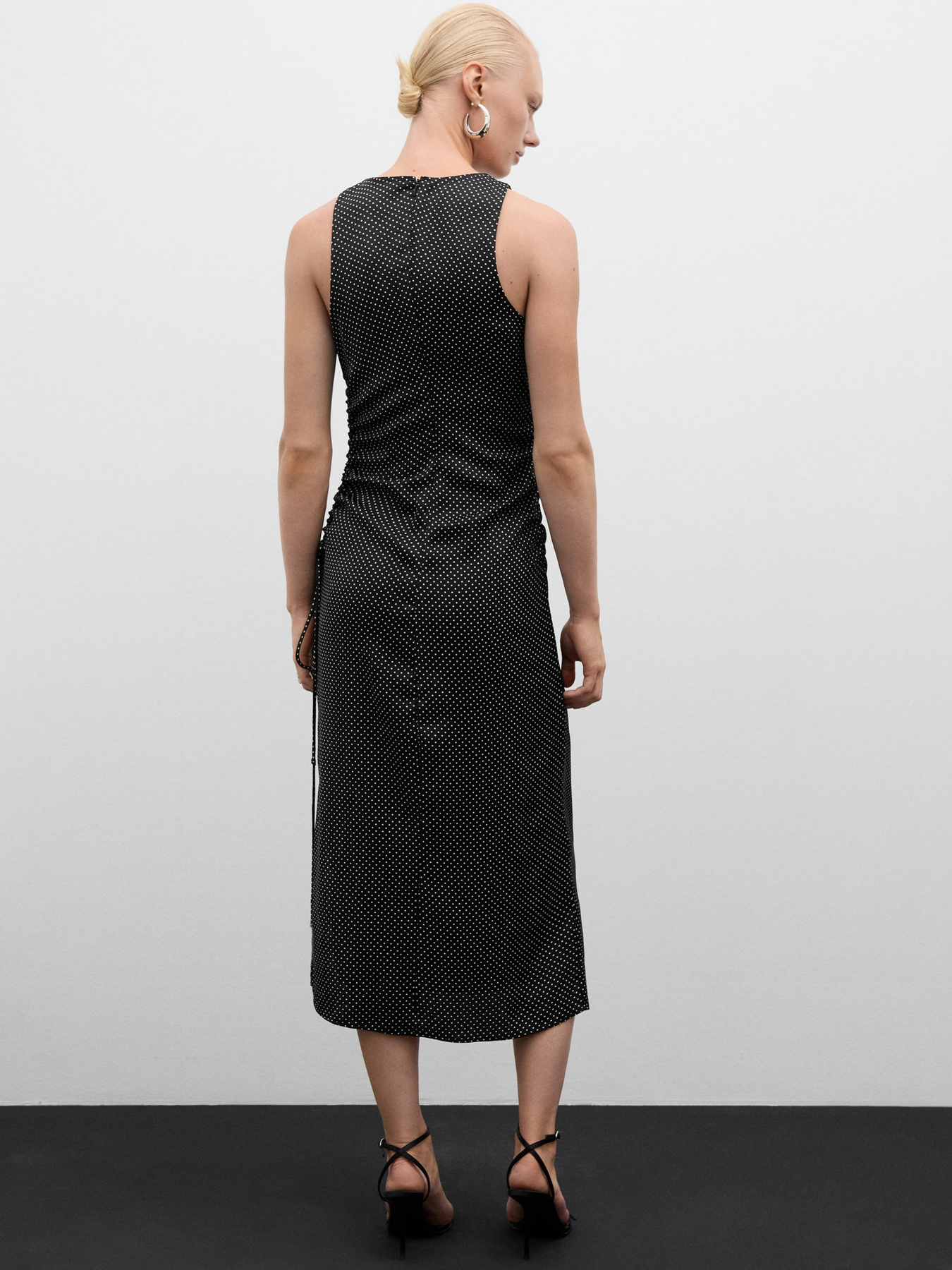 Сукня міді MANGO модель 77024074_99 Фото