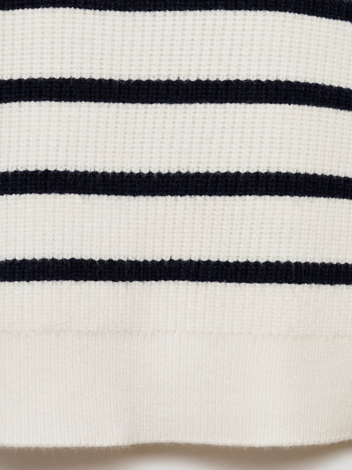 Свитер MANGO модель 77034035_56 Фото