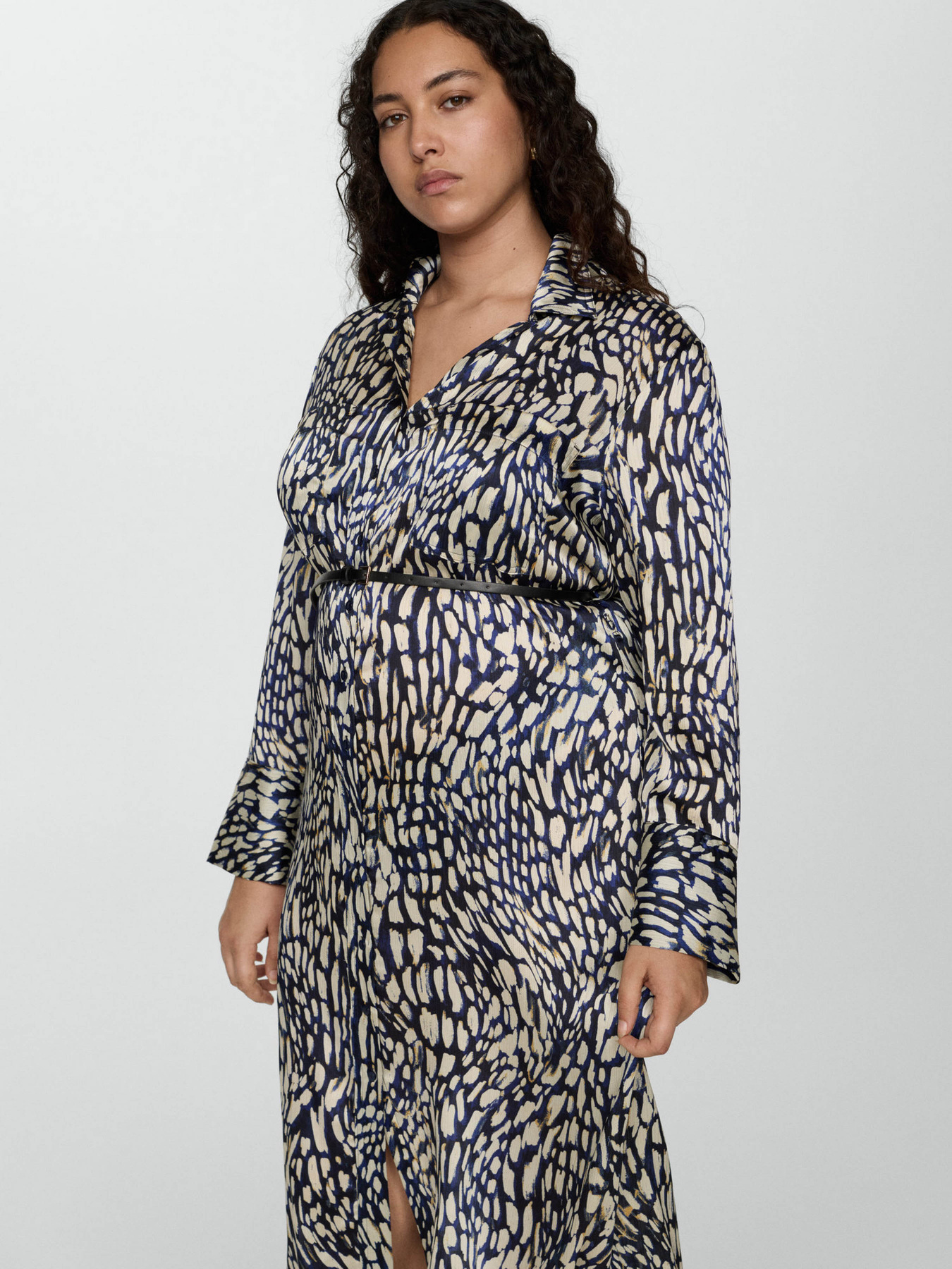 Платье миди MANGO модель 77035648_52 Платье миди MANGO модель 77035648_52 Фото