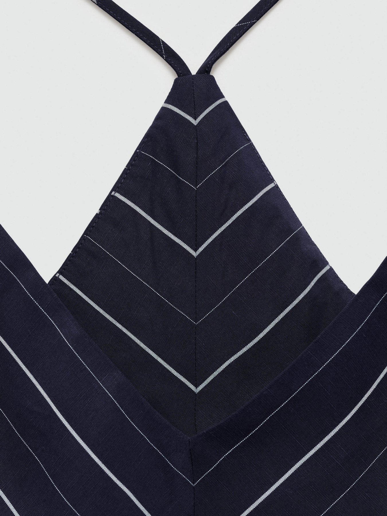 Платье миди MANGO модель 77053282_69 Платье миди MANGO модель 77053282_69 Фото