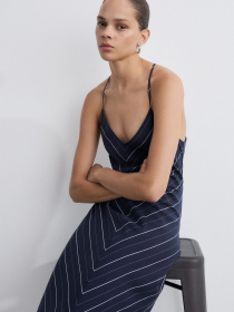 Платье миди MANGO модель 77053282_69 Платье миди MANGO модель 77053282_69 Фото