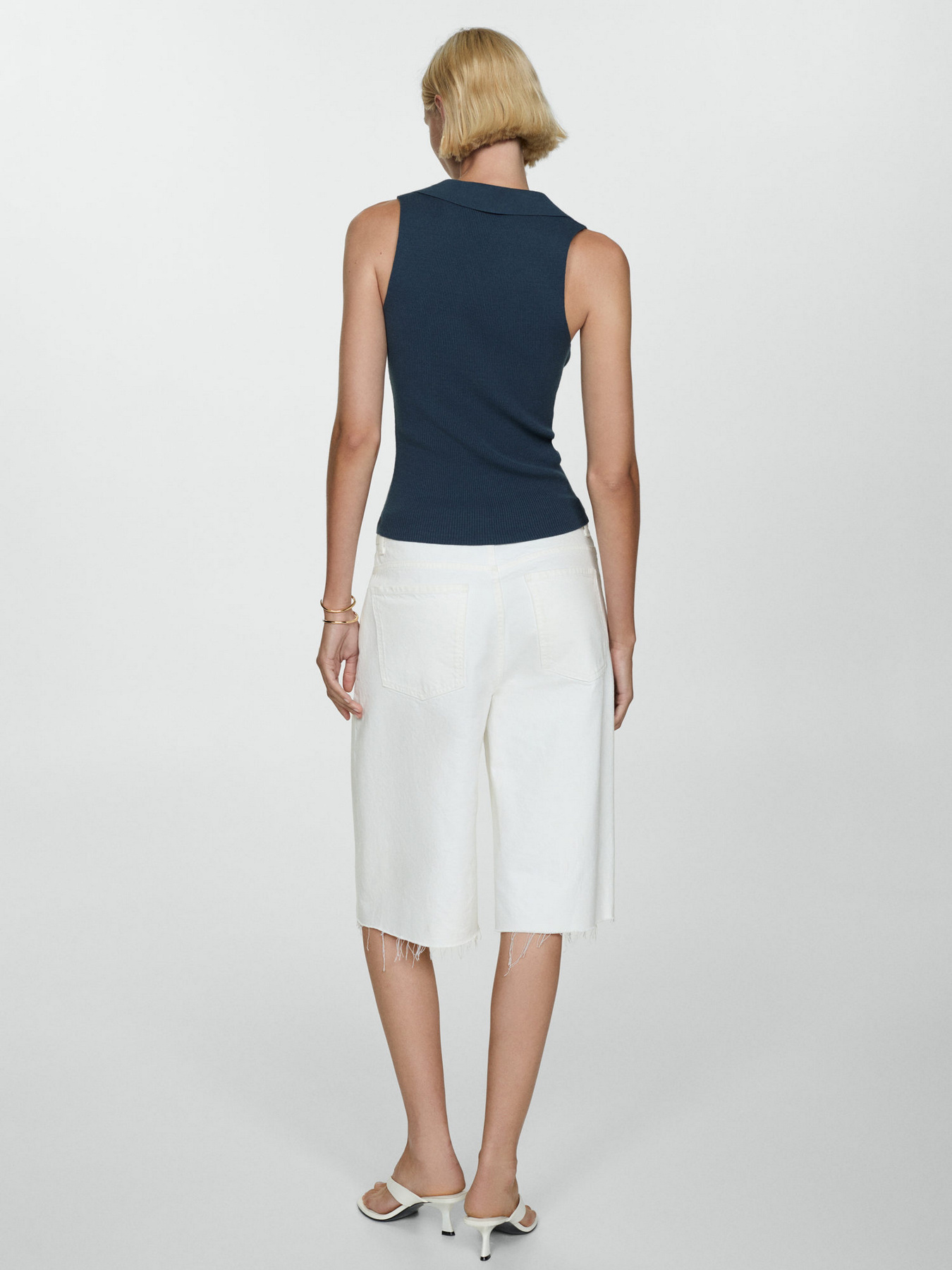 Топ MANGO модель 77054015_56 Топ MANGO модель 77054015_56 Фото