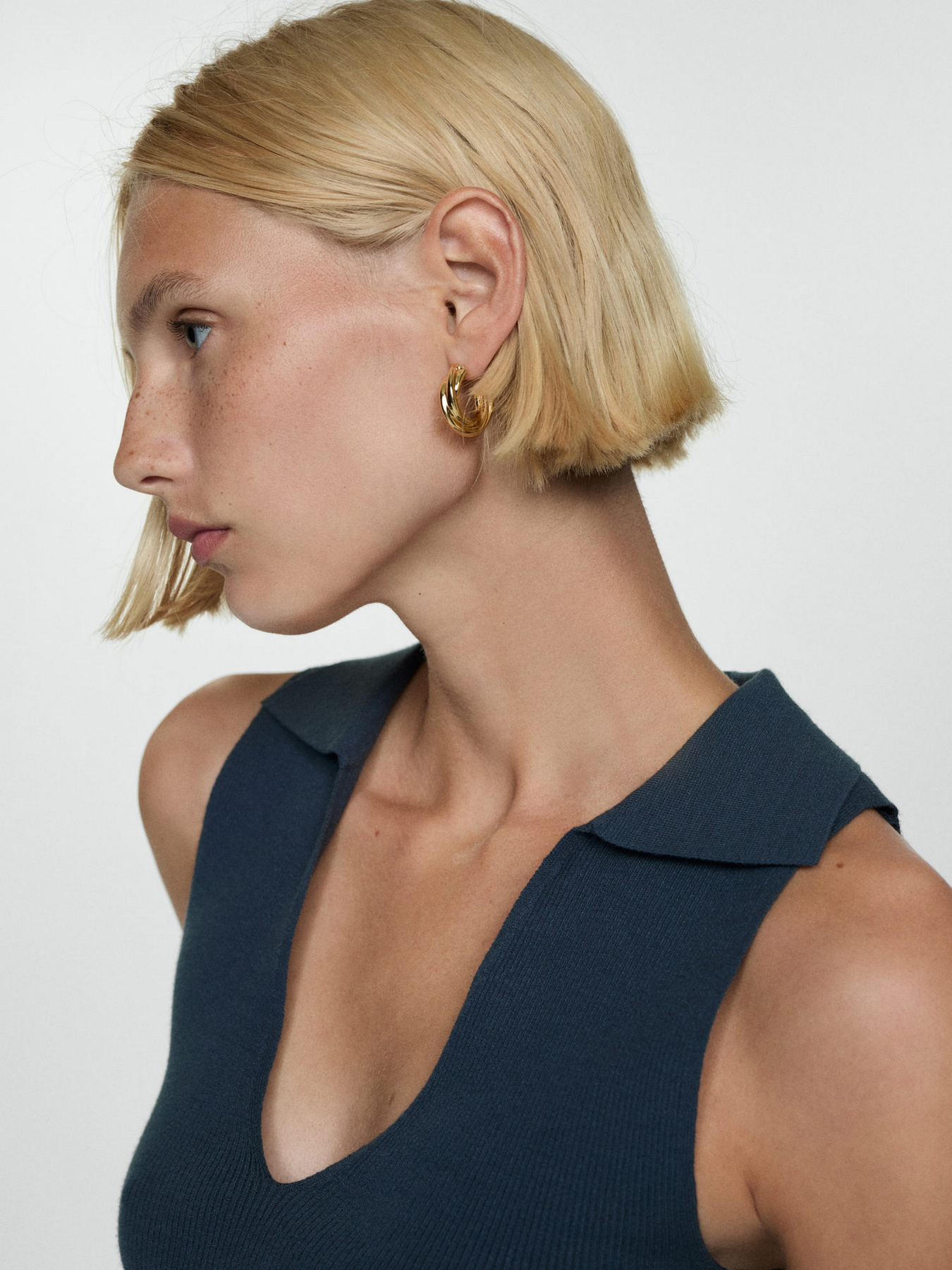 Топ MANGO модель 77054015_56 Топ MANGO модель 77054015_56 Фото