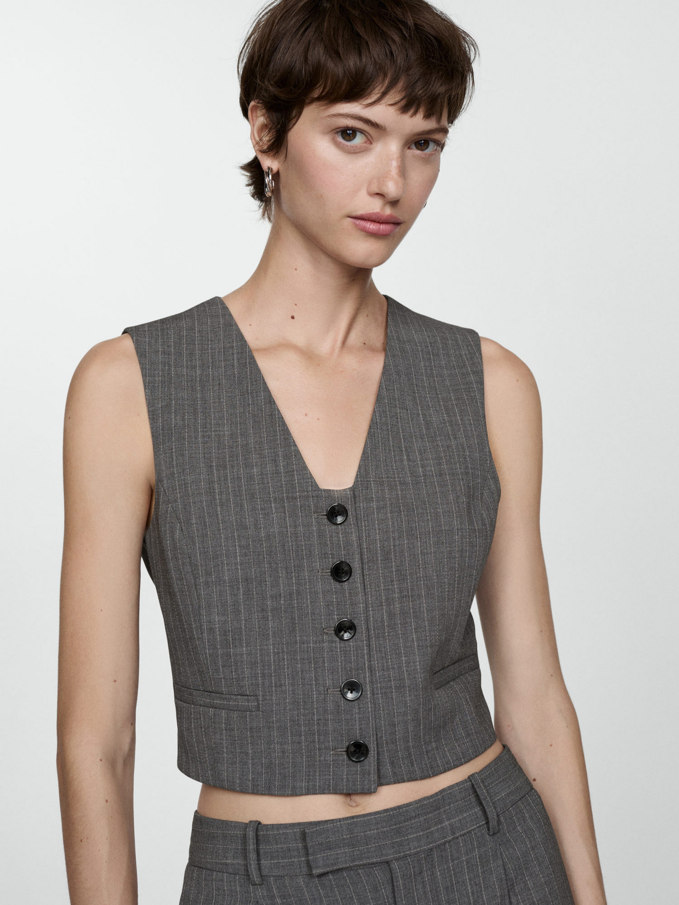 Классический жилет MANGO модель 77054766_92 Фото