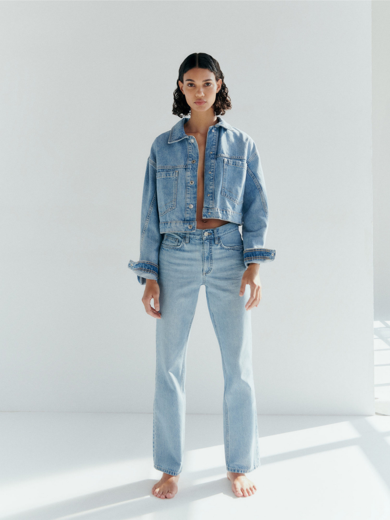 Джинсовая куртка MANGO модель 77060355_TM Фото