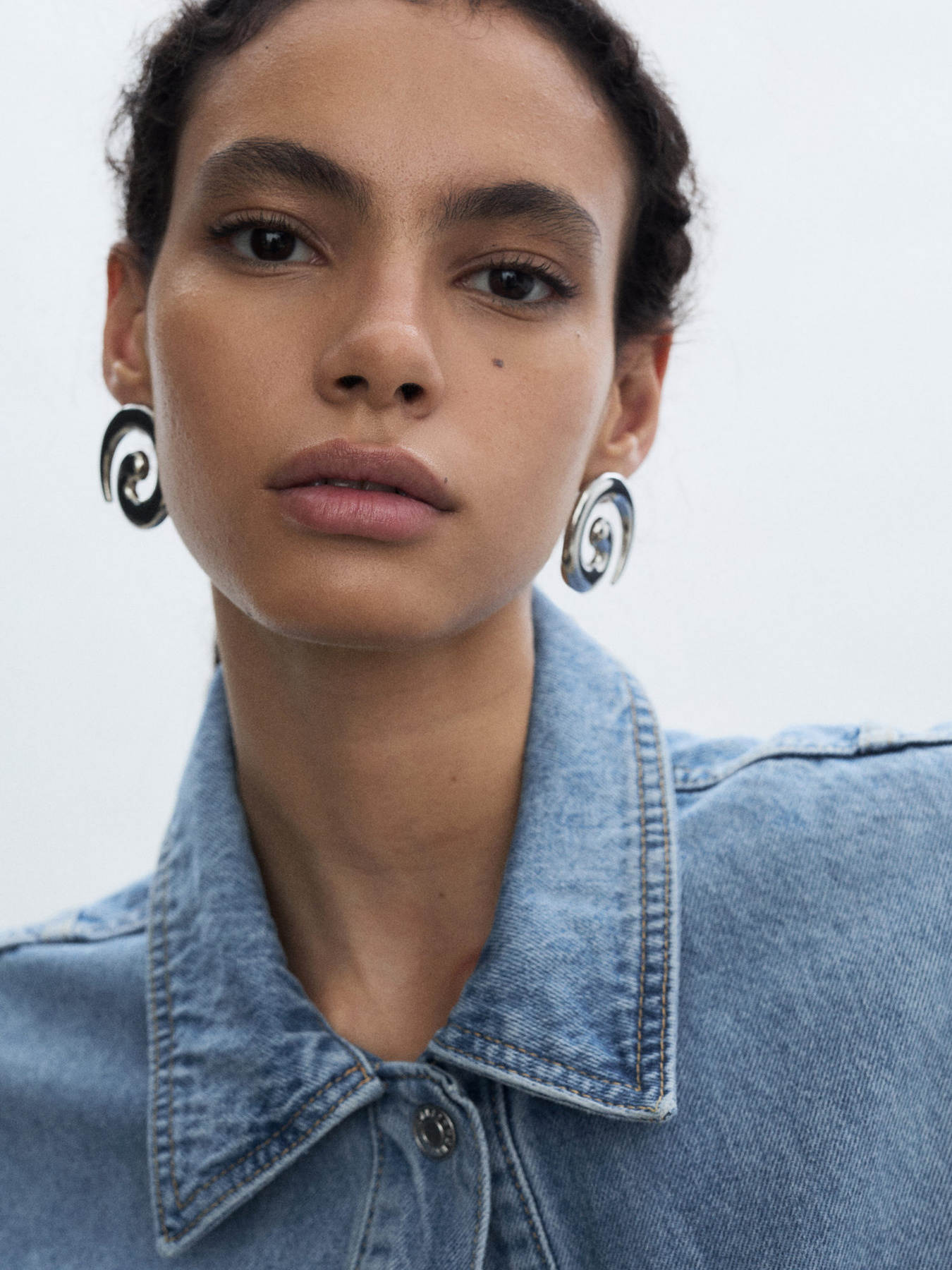 Джинсовая куртка MANGO модель 77060355_TM Джинсовая куртка MANGO модель 77060355_TM Фото