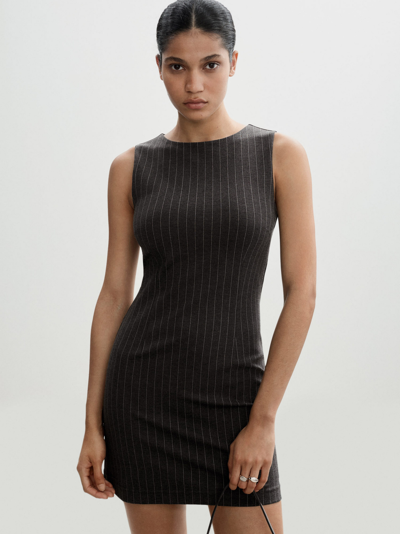 Платье мини MANGO модель 77064031_92 Платье мини MANGO модель 77064031_92 Фото