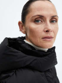 Зимова куртка MANGO Satini модель 57028268_99 Фото