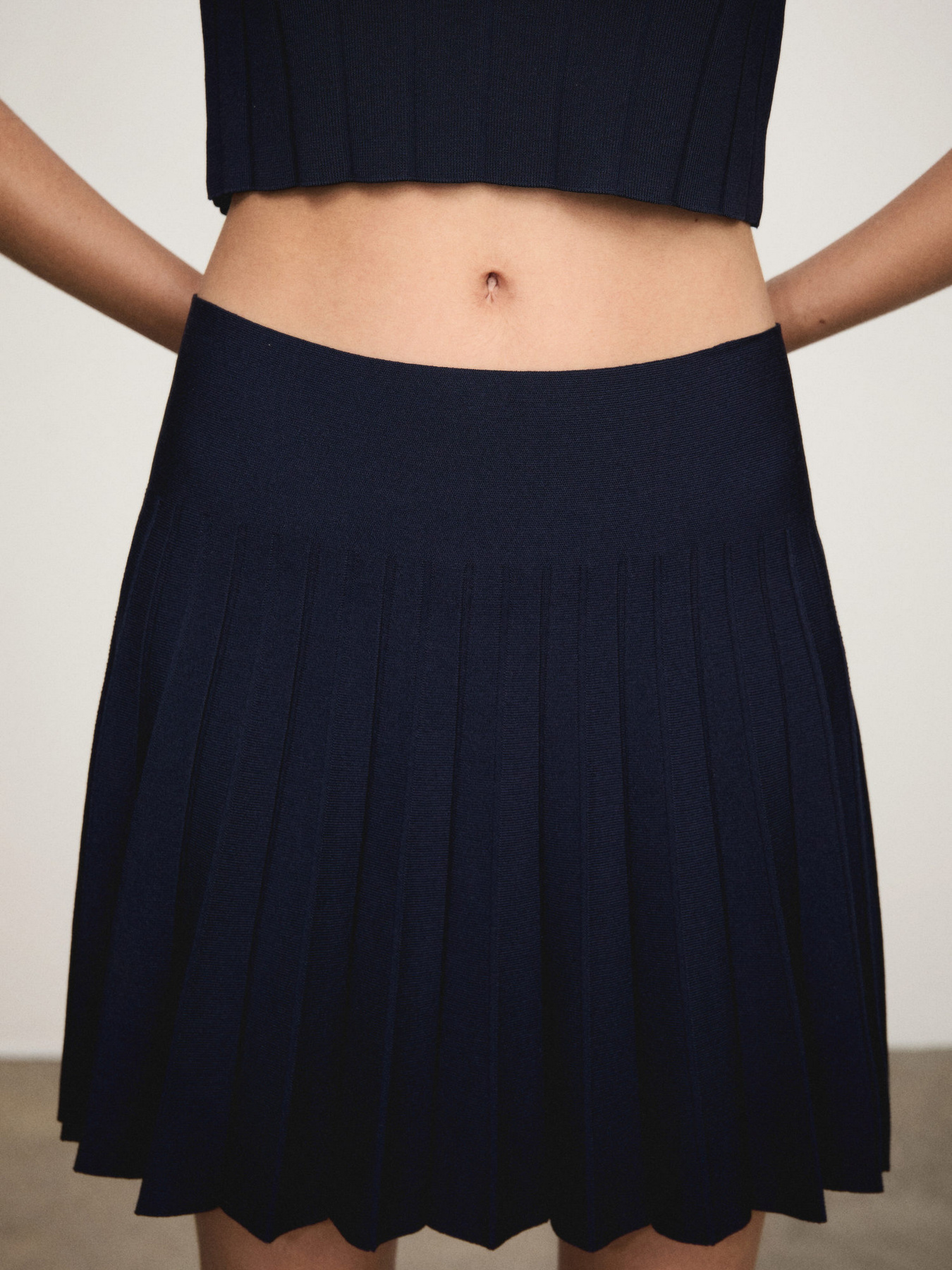 Юбка мини MANGO модель 77072917_56 Фото