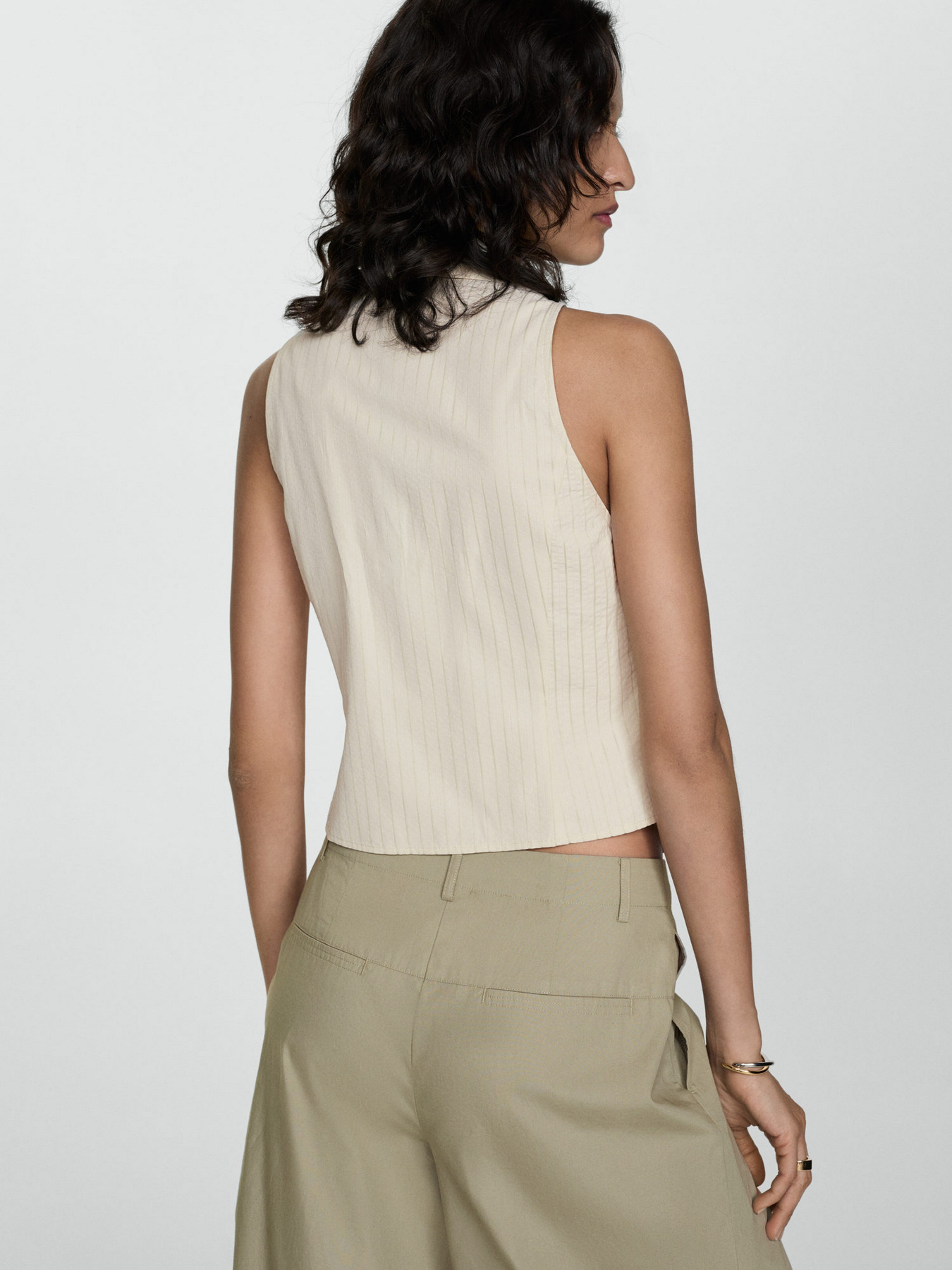 Жилет MANGO модель 77073267_5 Жилет MANGO модель 77073267_5 Фото