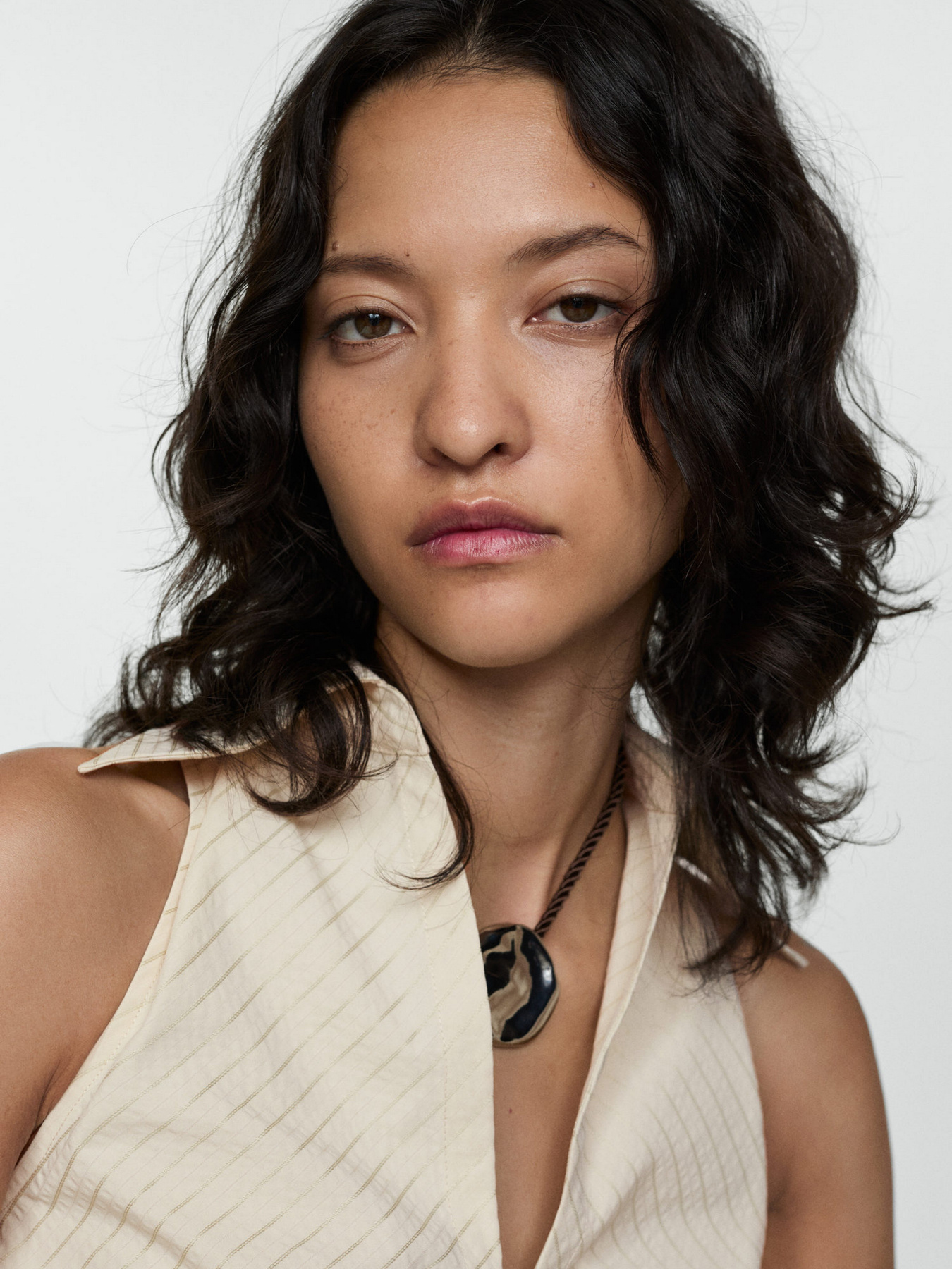 Жилет MANGO модель 77073267_5 Жилет MANGO модель 77073267_5 Фото