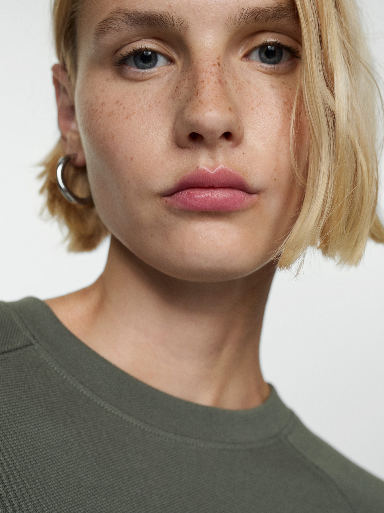 Свитшот MANGO модель 77094014_37 Свитшот MANGO модель 77094014_37 Фото