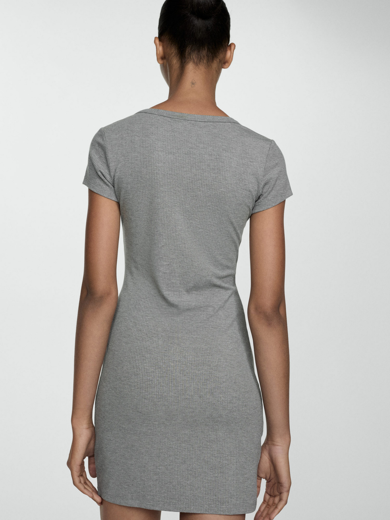 Платье мини MANGO модель 77094050_92 Фото