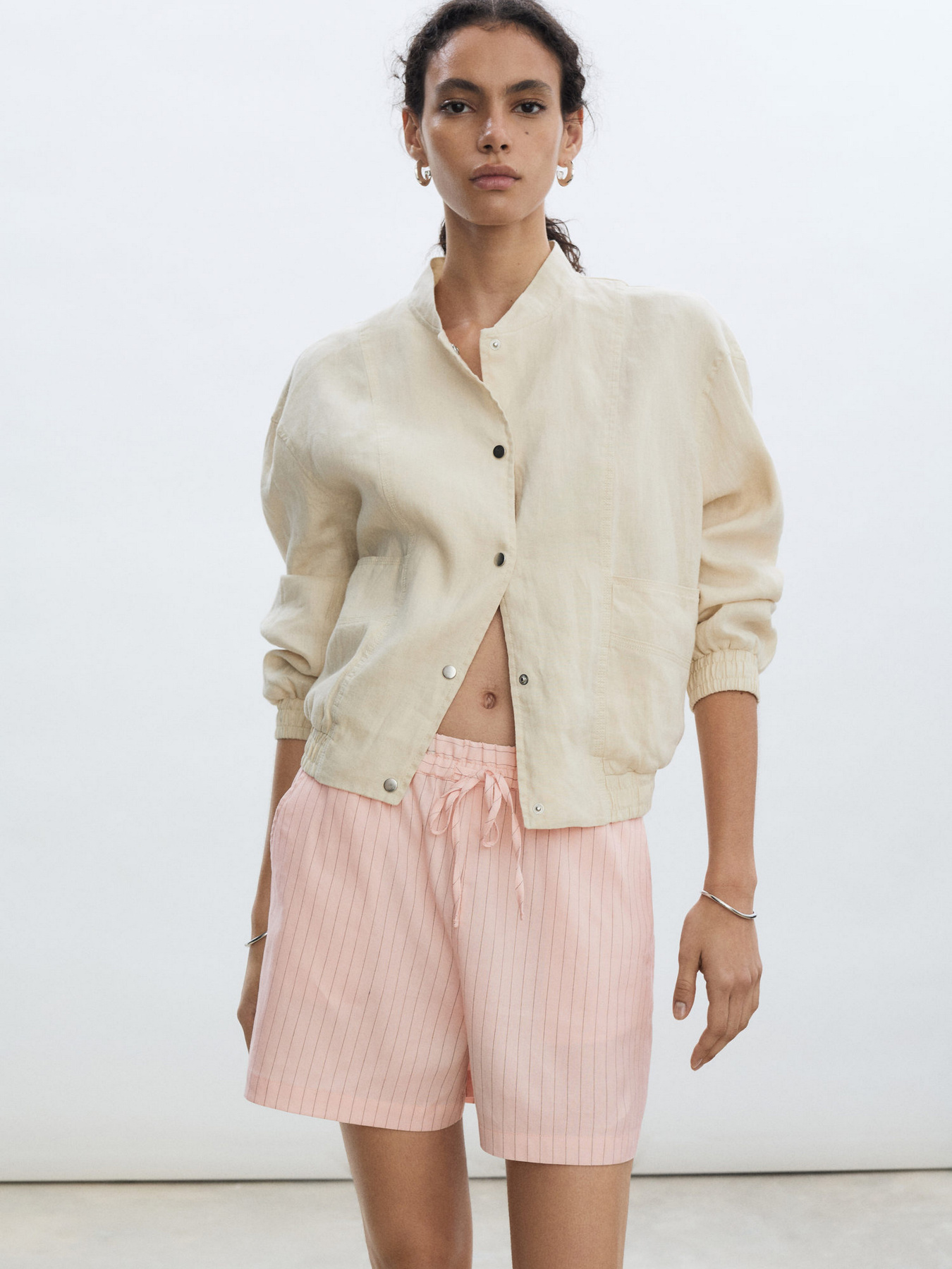 Шорти MANGO модель 77053265_81 Фото