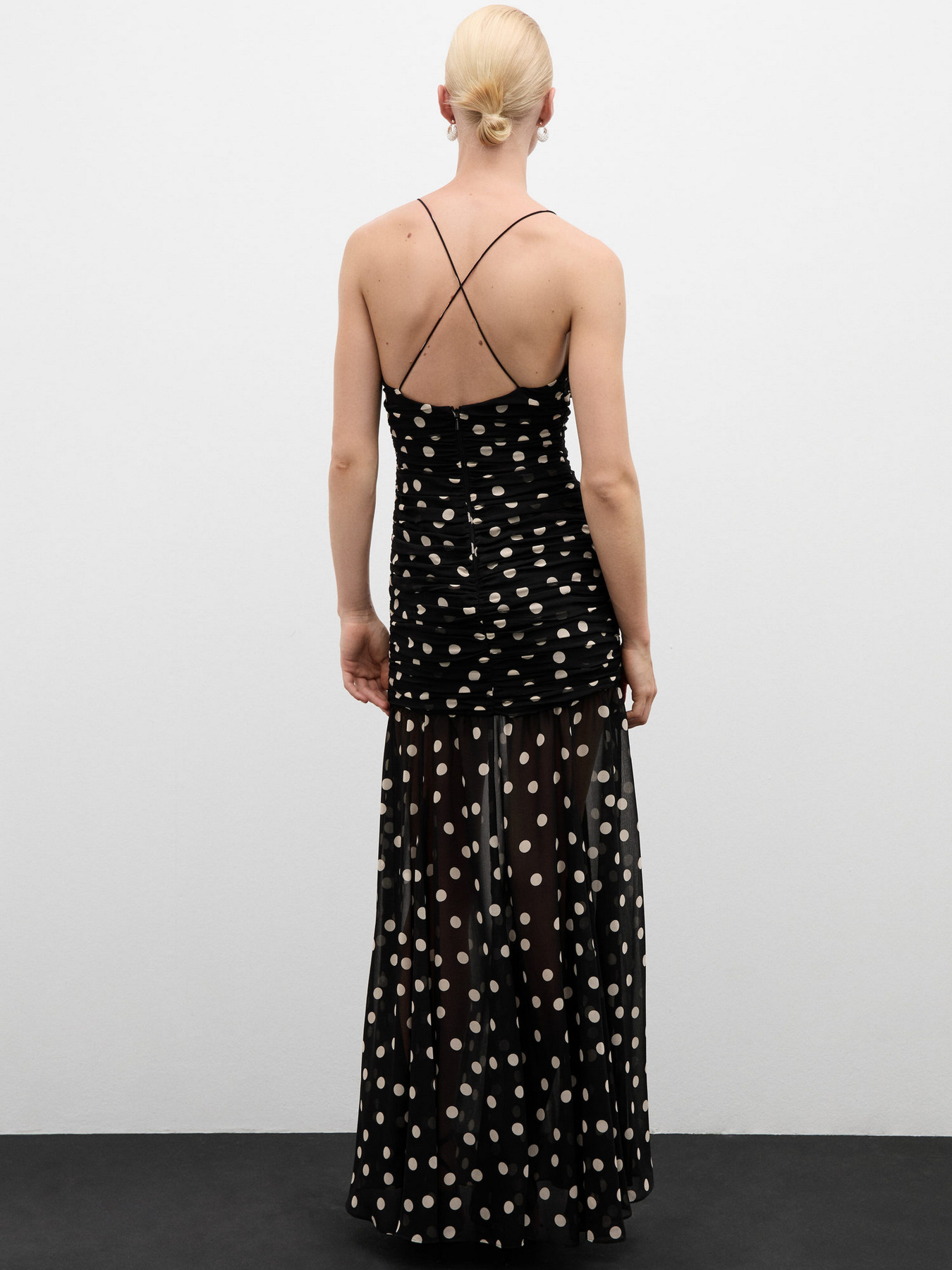 Платье макси MANGO модель 77024456_99 Фото