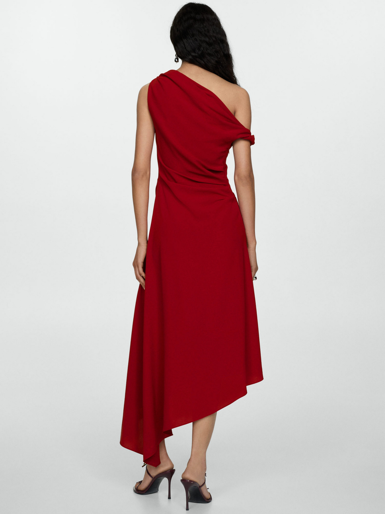 Платье миди MANGO модель 77025672_70 Платье миди MANGO модель 77025672_70 Фото