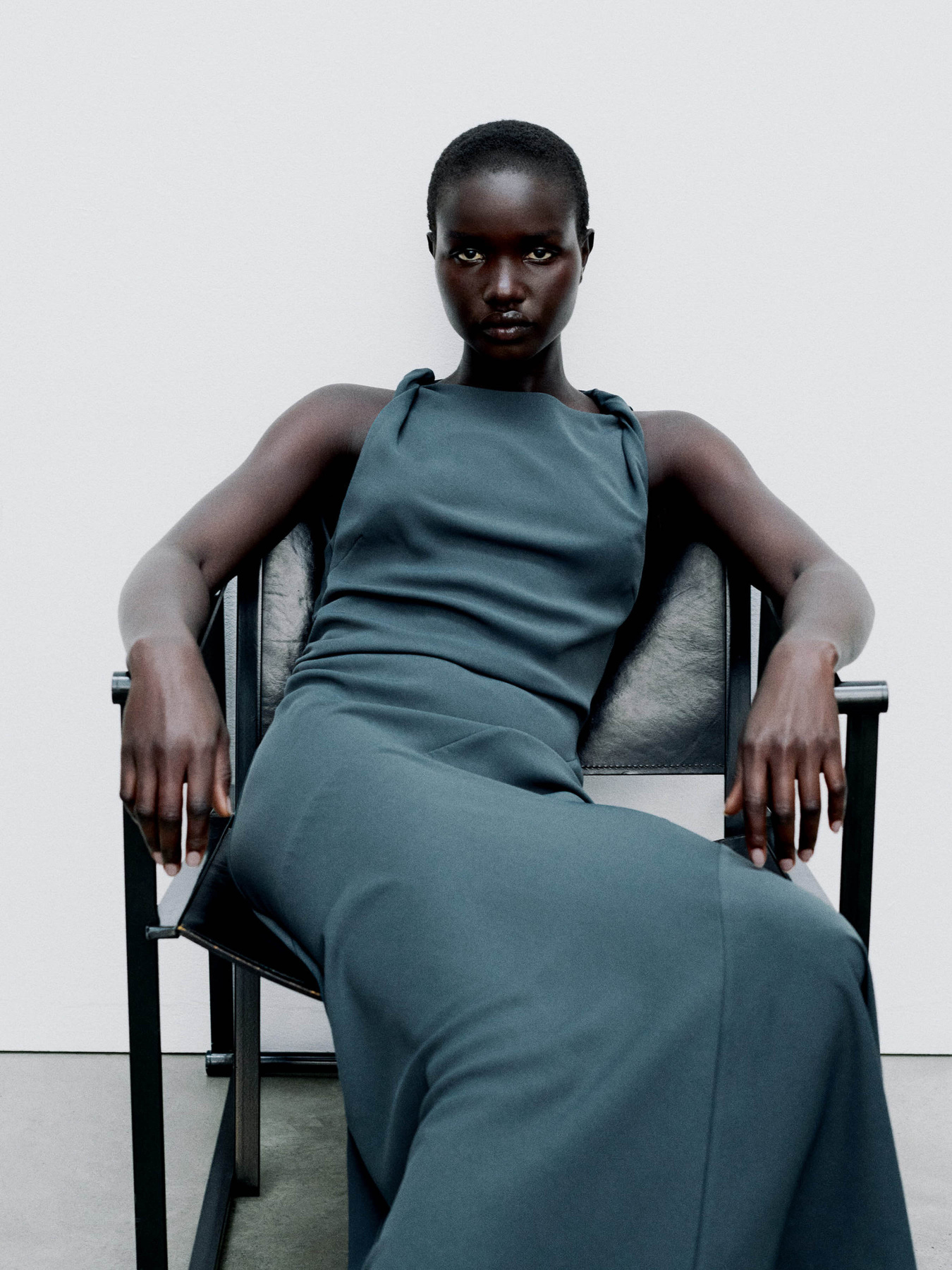 Сукня міді MANGO модель 77075667_92 Фото