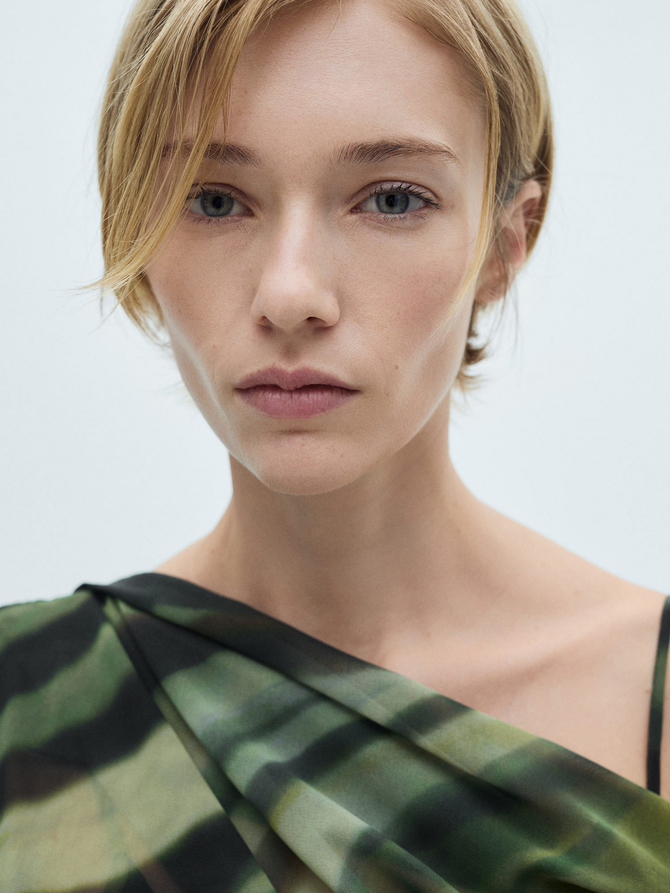 Сукня міді MANGO модель 77076356_99 Фото