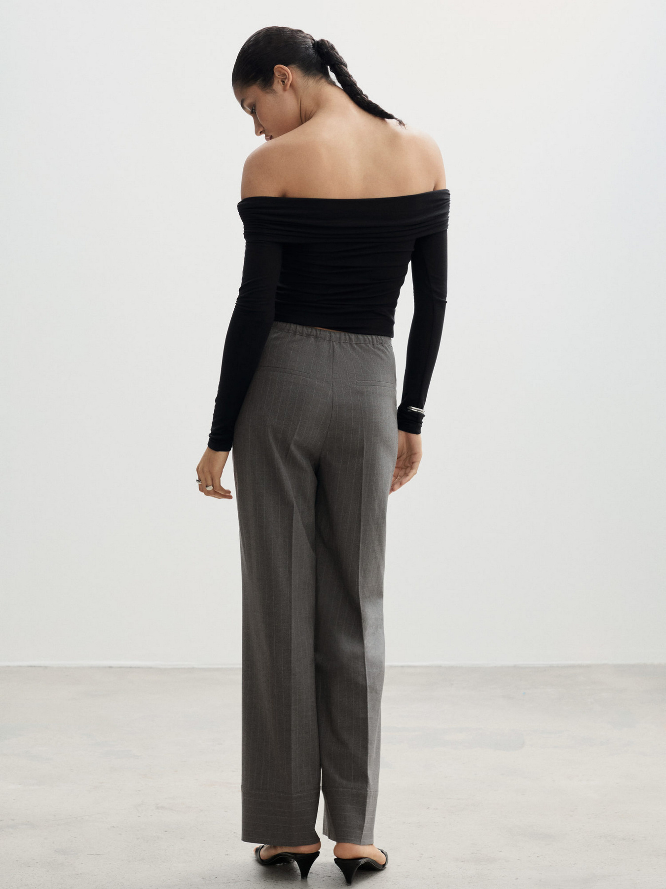 Брюки классические MANGO модель 77054760_92 Фото