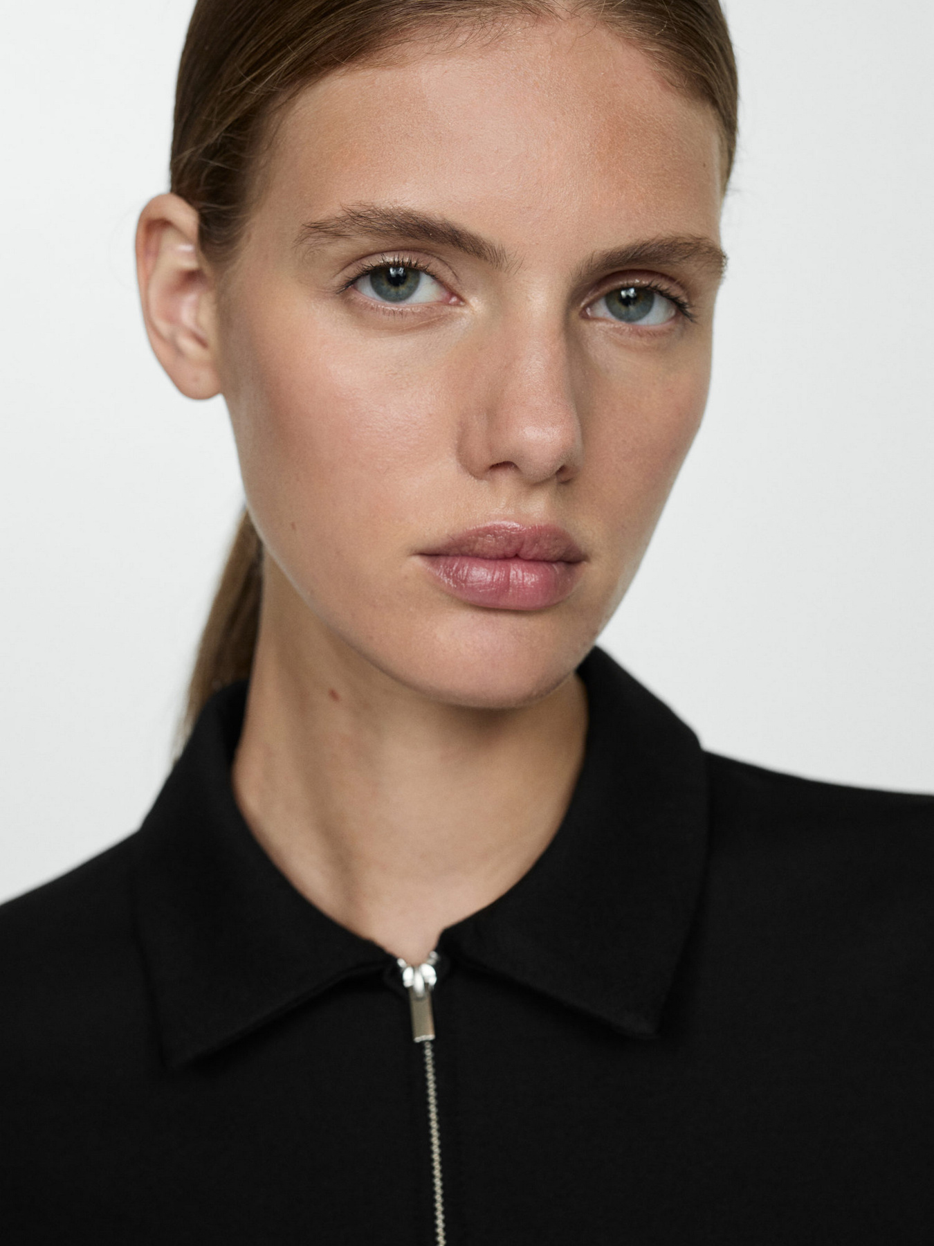 Платье мини MANGO модель 77074039_99 Фото