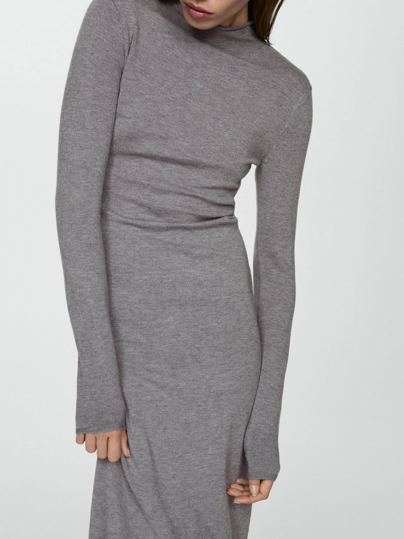 Сукня міді MANGO модель 77026723_94 Фото