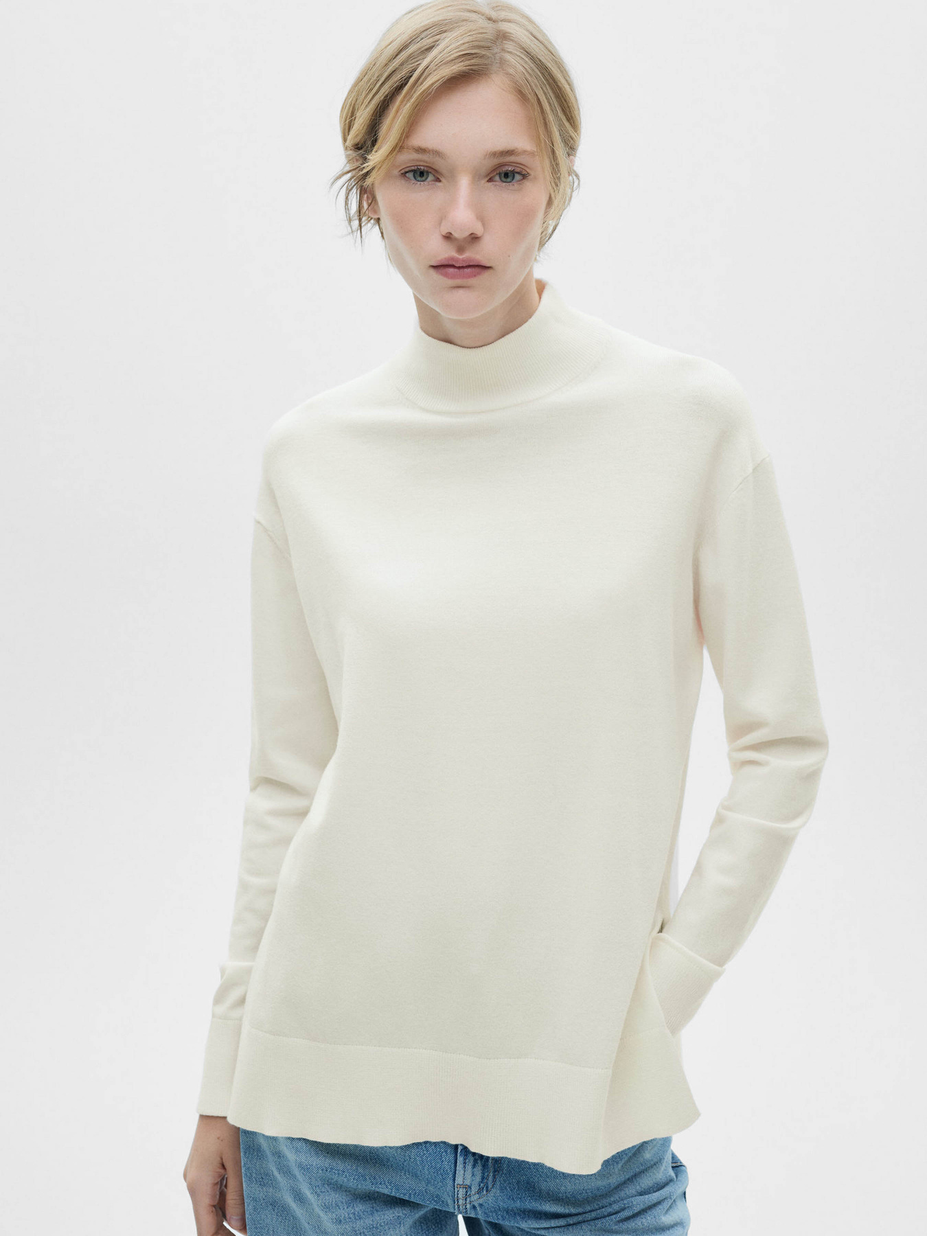 Свитер MANGO модель 77015653_5 Свитер MANGO модель 77015653_5 Фото