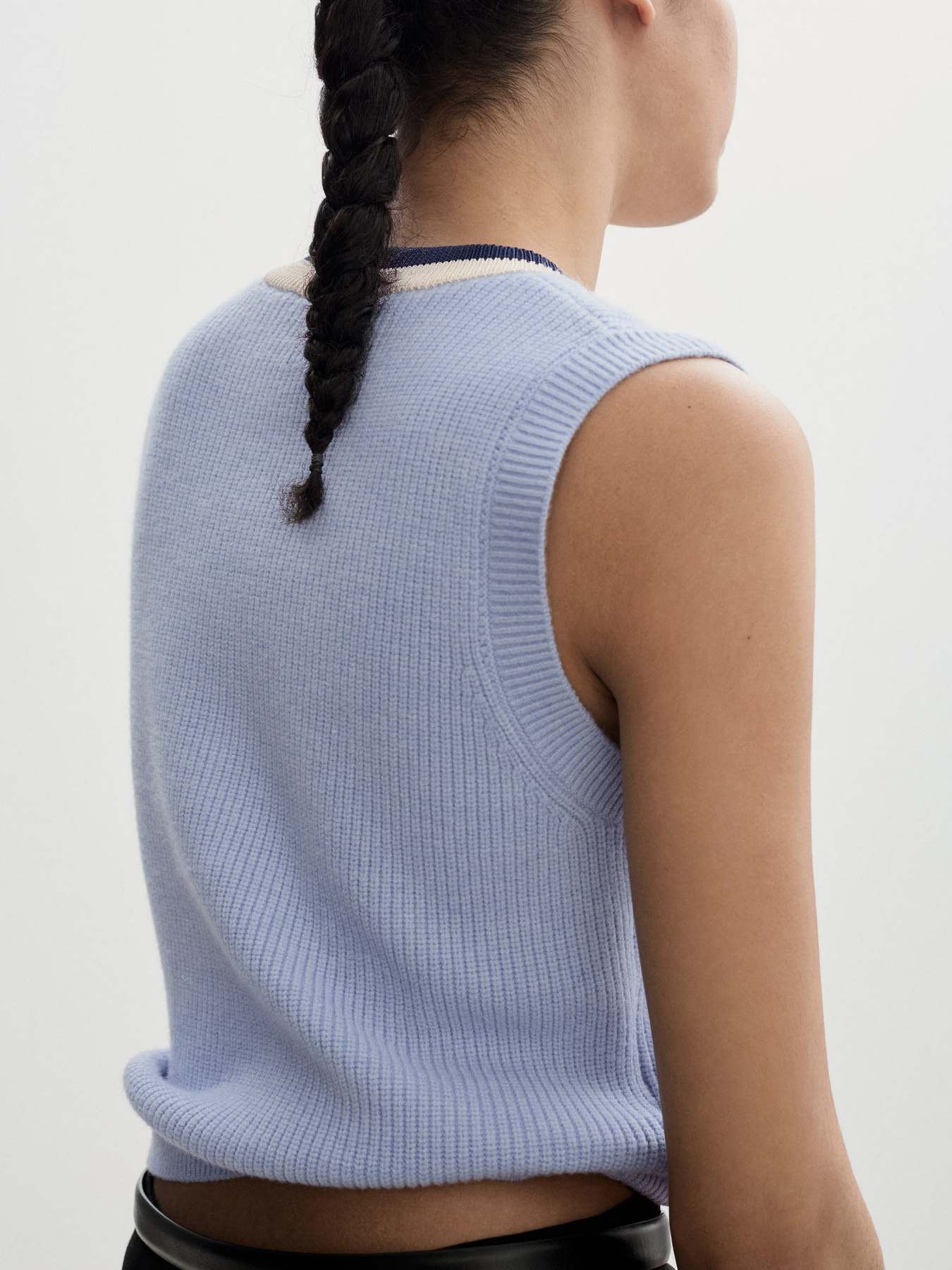 Жилет MANGO модель 77074034_50 Фото