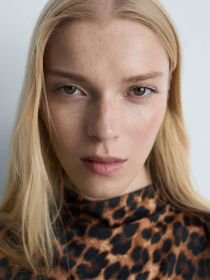 Футболка MANGO модель 77006759_30 Футболка MANGO модель 77006759_30 Фото