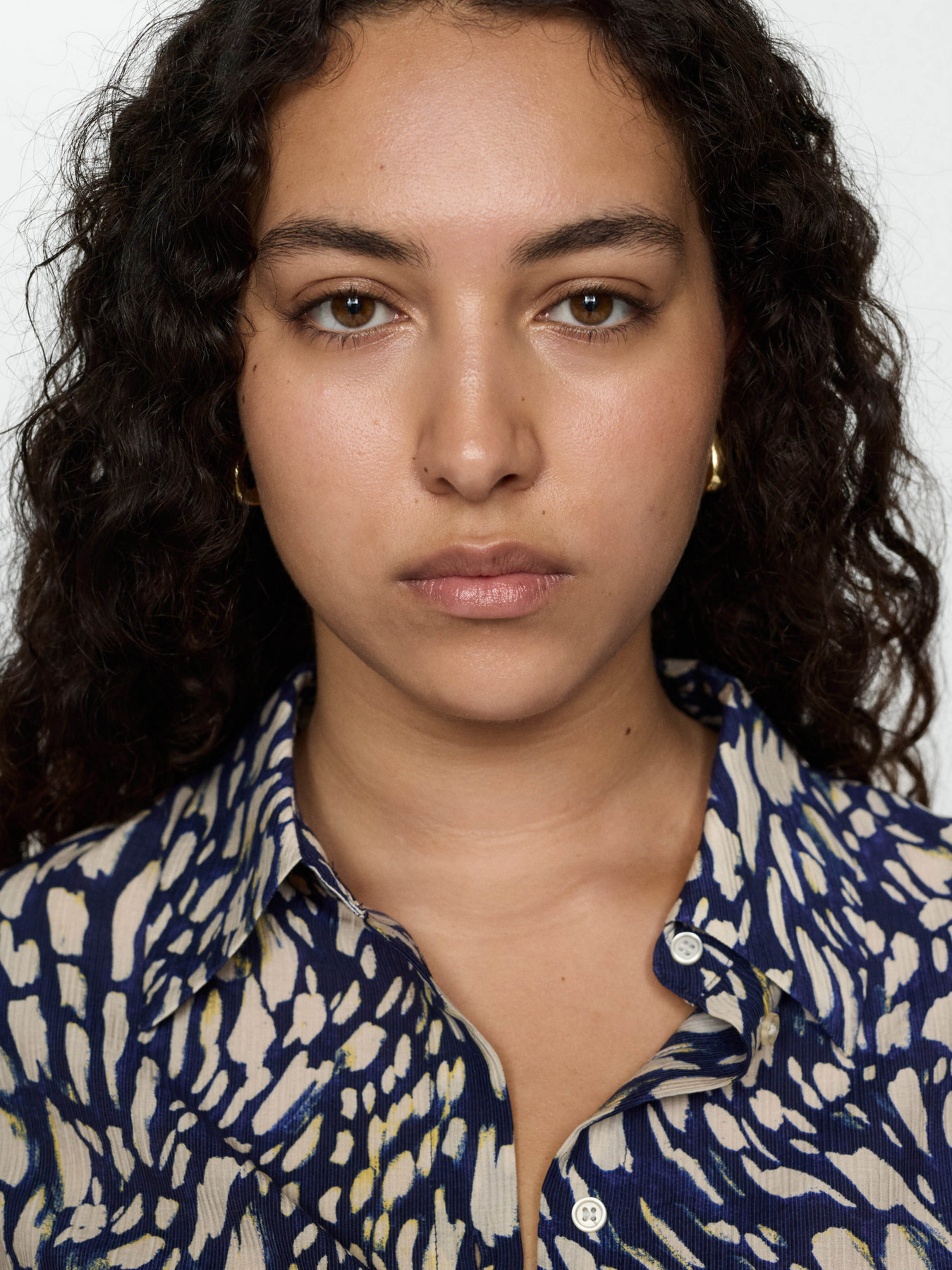 Рубашка повседневная MANGO модель 77025646_52 Рубашка повседневная MANGO модель 77025646_52 Фото