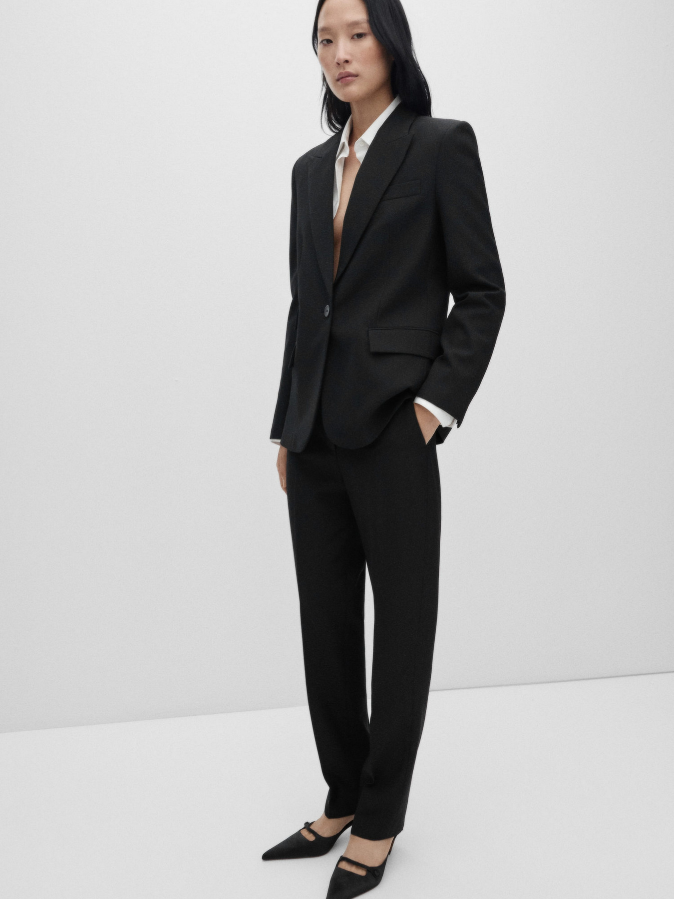 Класичні штани MANGO модель 77056757_99 Фото