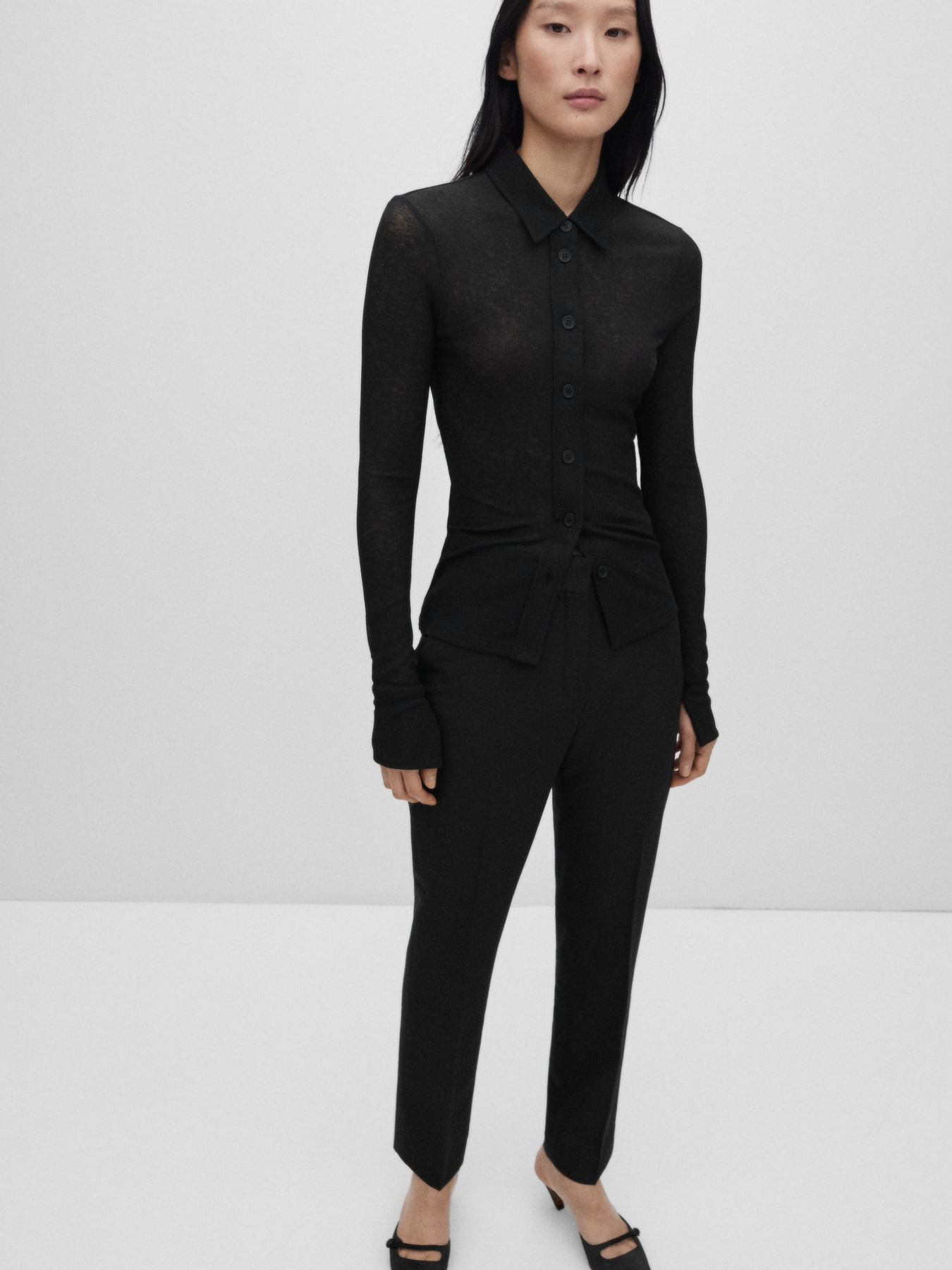 Класичні штани MANGO модель 77056757_99 Фото