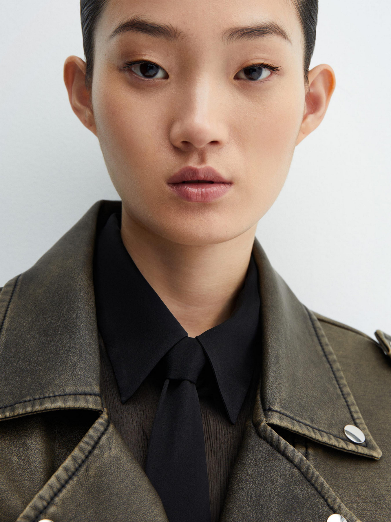 Куртка кожаная MANGO Aurora модель 57067714_92 Фото