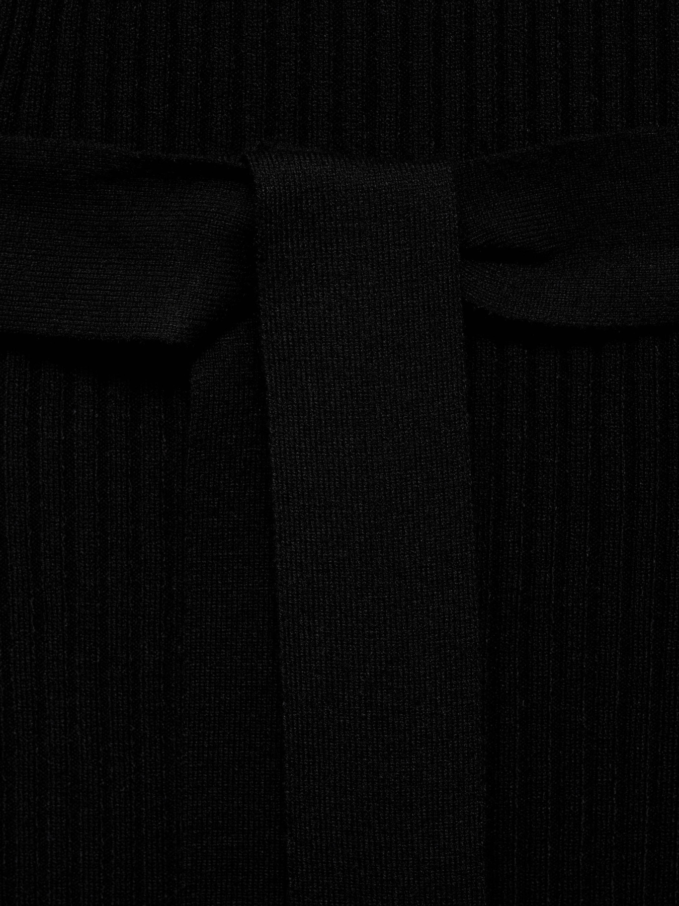 Платье миди MANGO модель 77056722_99 Платье миди MANGO модель 77056722_99 Фото