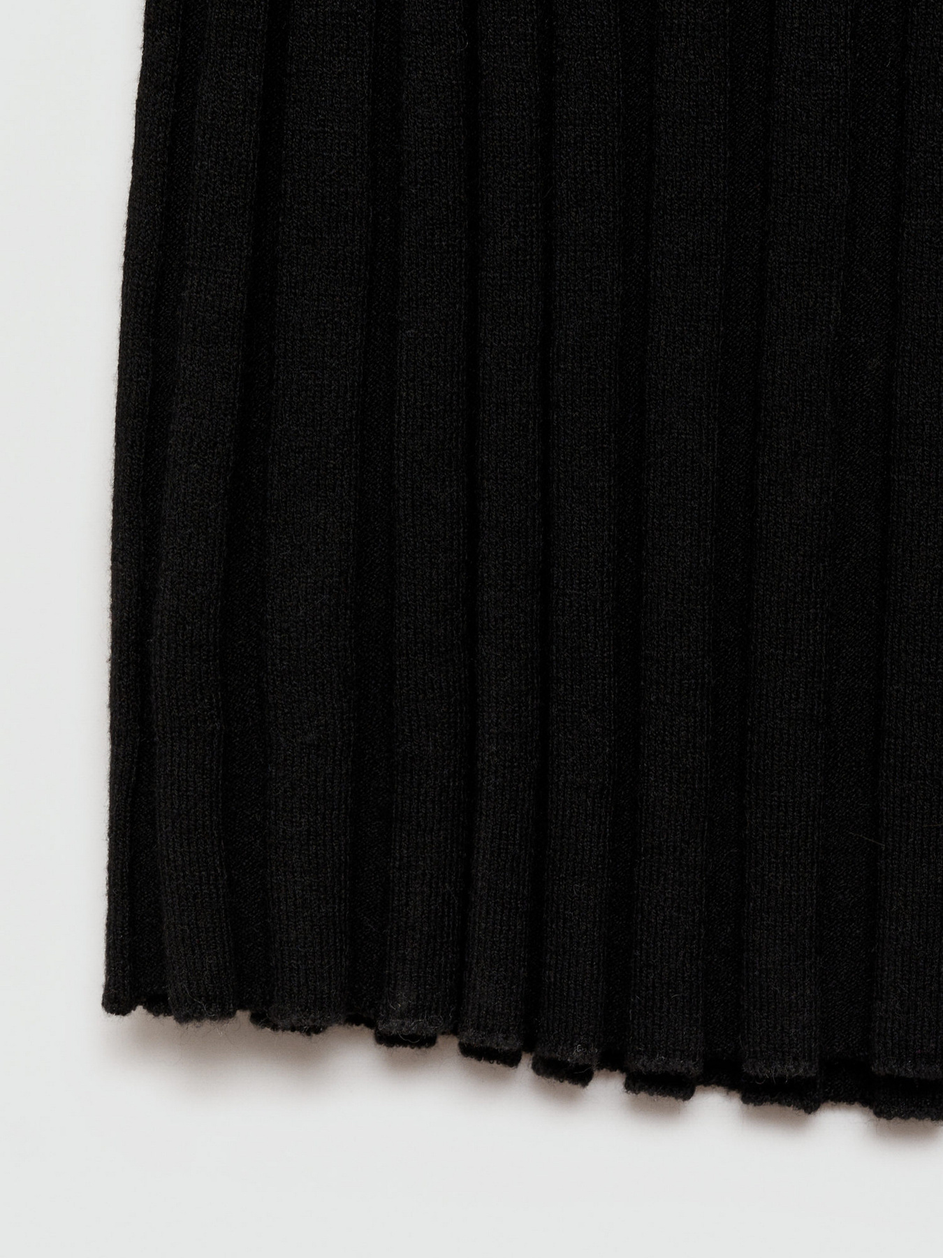 Платье миди MANGO модель 77085645_99 Фото