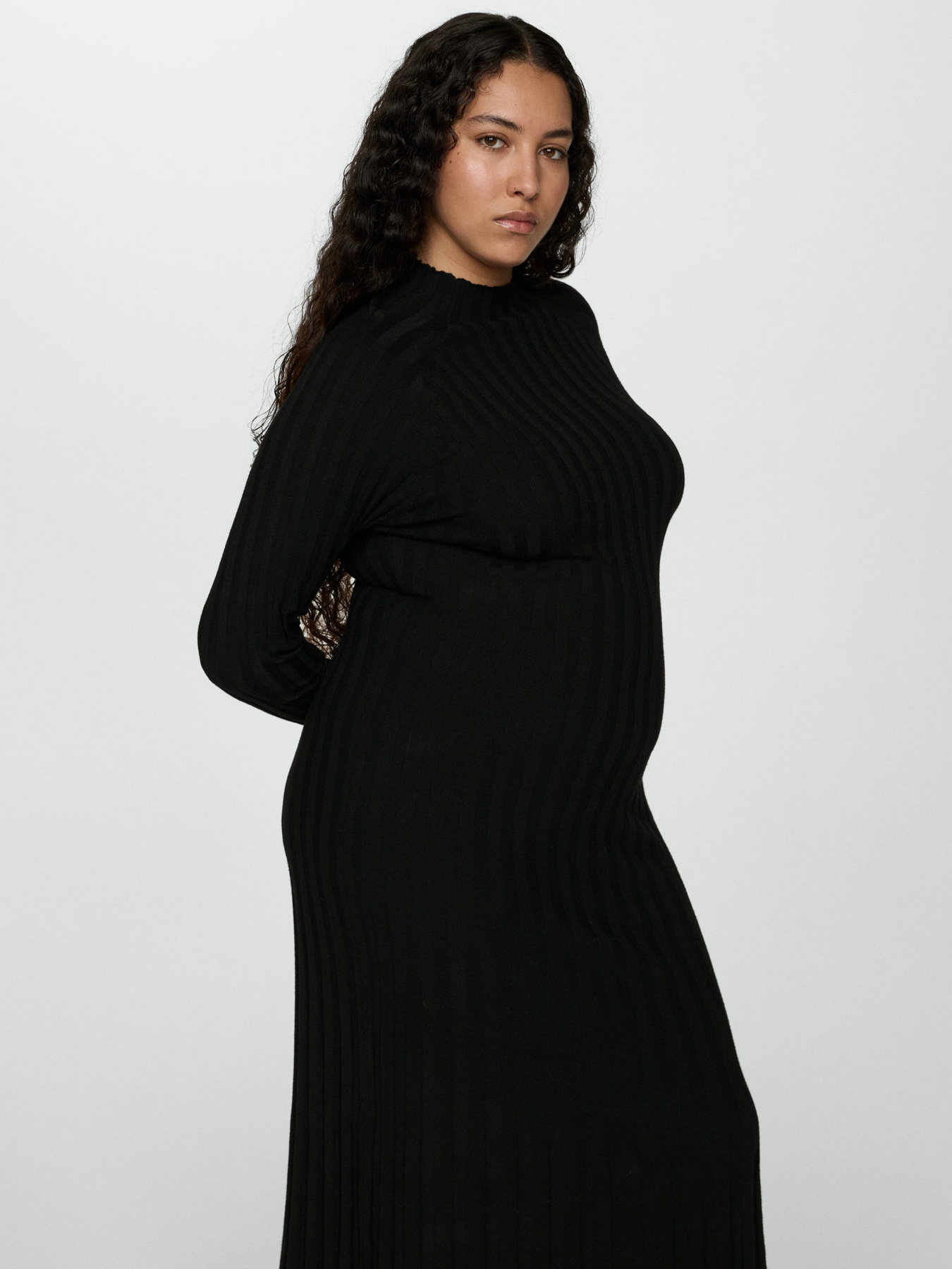 Платье миди MANGO модель 77085645_99 Фото