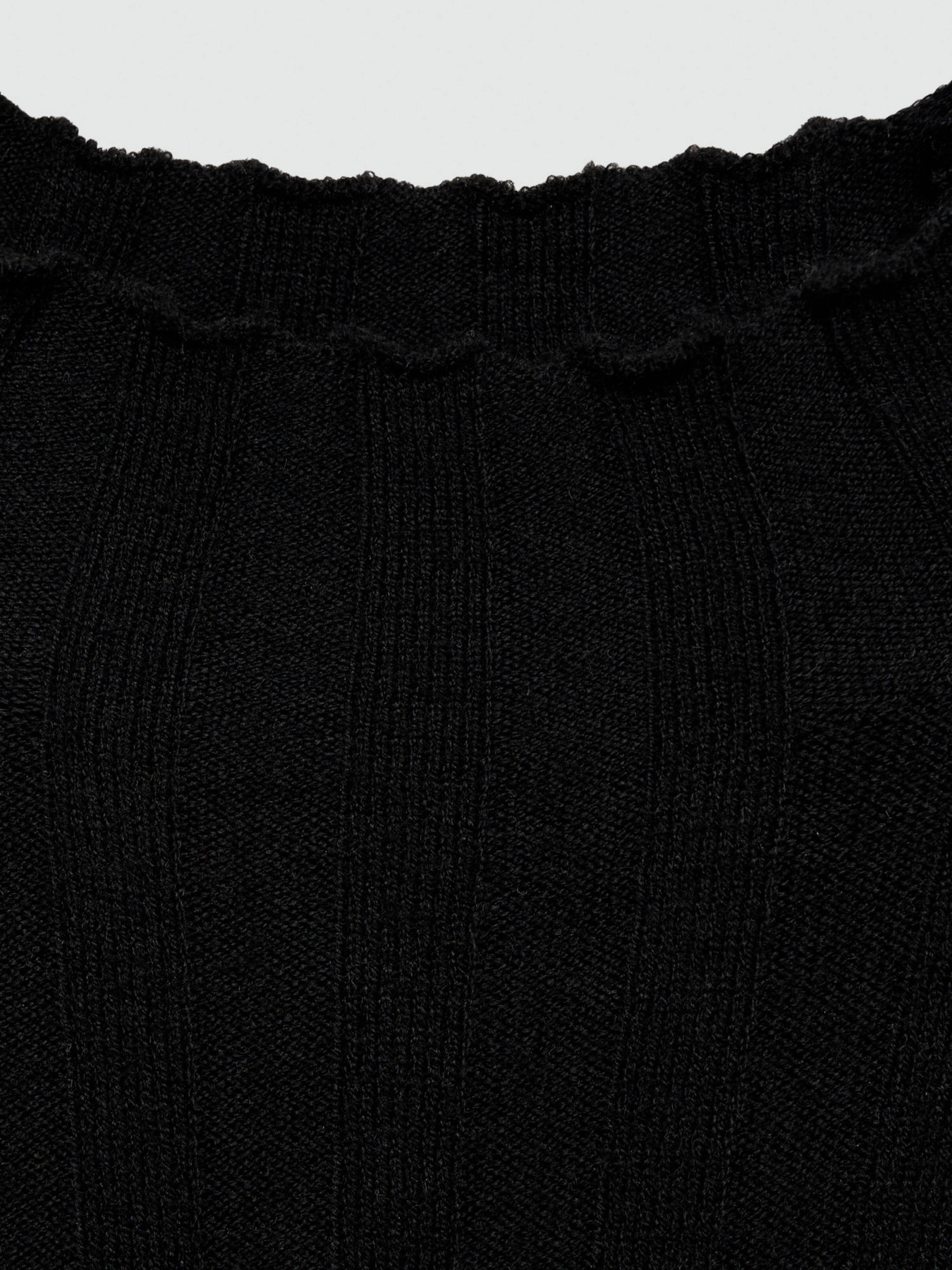 Платье миди MANGO модель 77085645_99 Платье миди MANGO модель 77085645_99 Фото