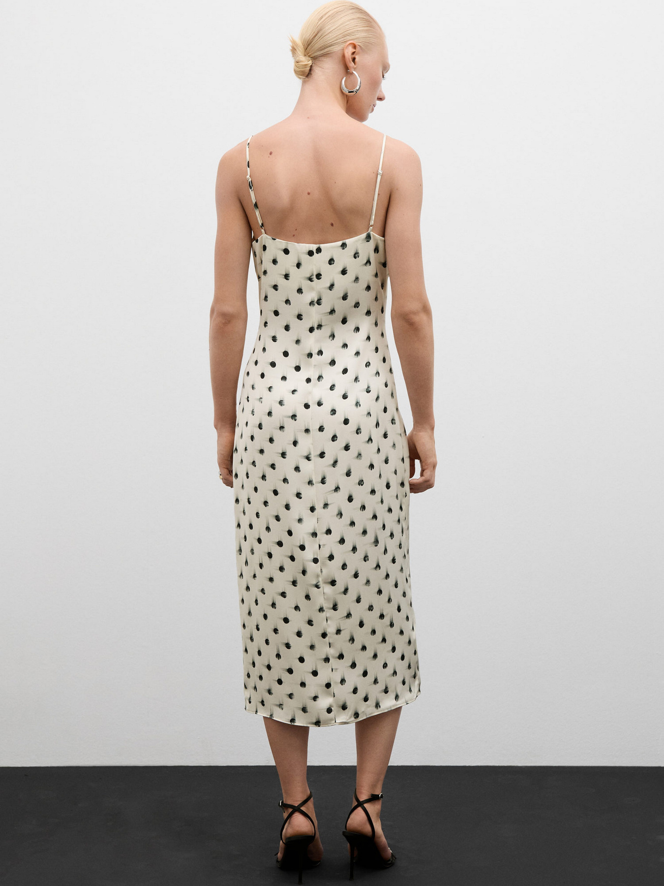 Платье миди MANGO модель 77024029_5 Фото