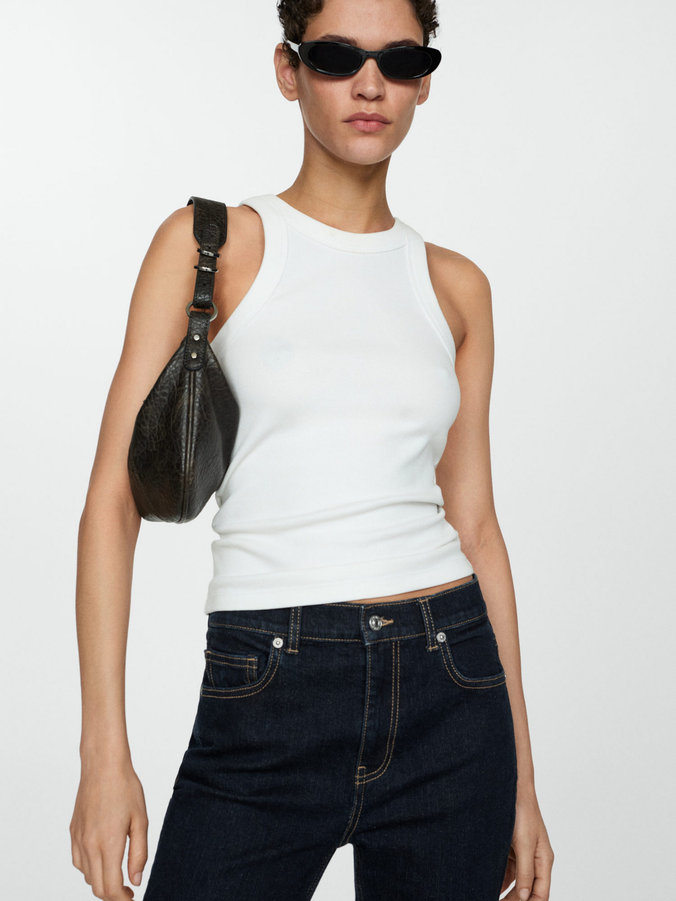 Расклешенные джинсы MANGO модель 77025657_TS Фото