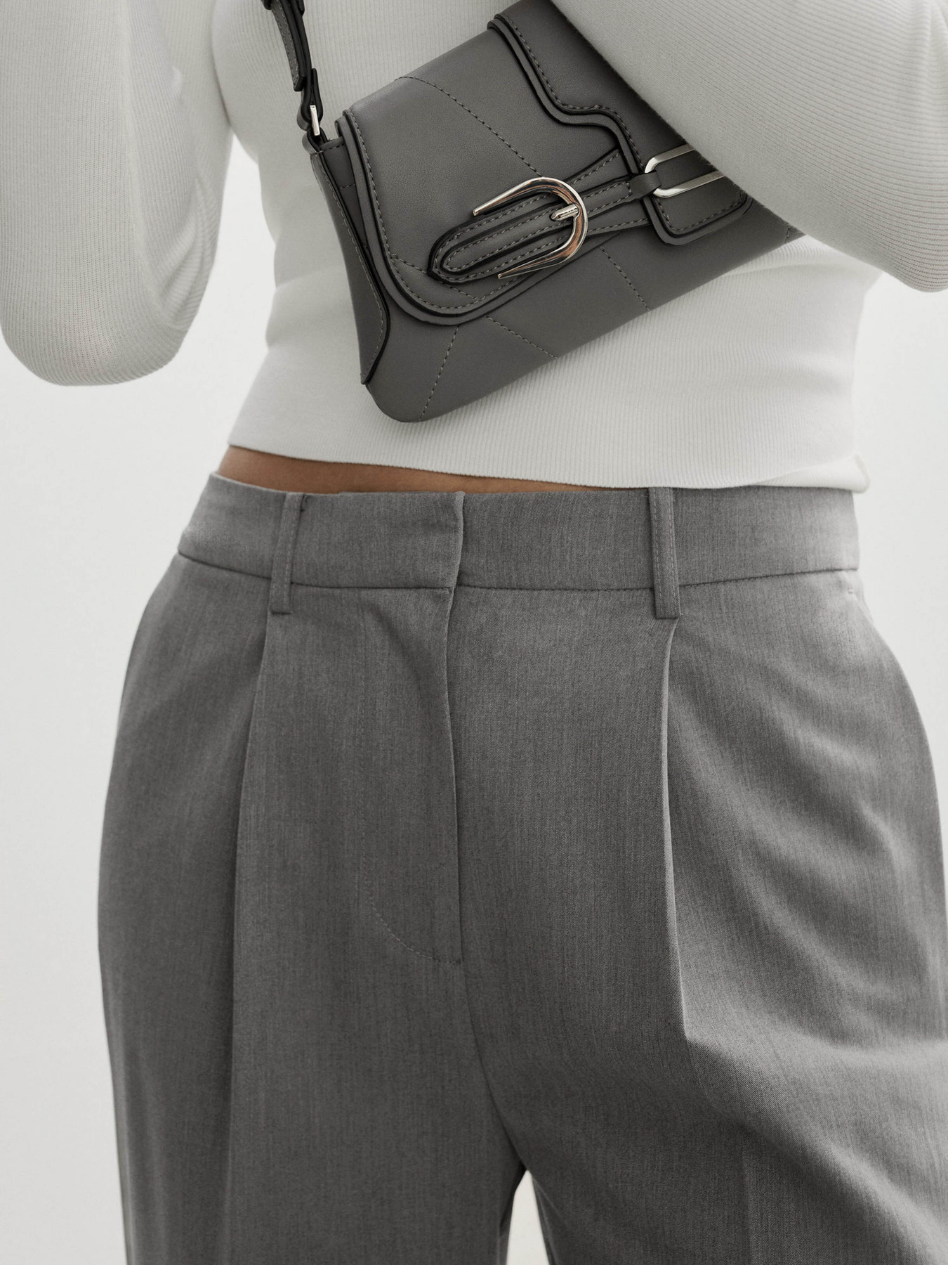 Класичні штани MANGO модель 77094438_91 Фото