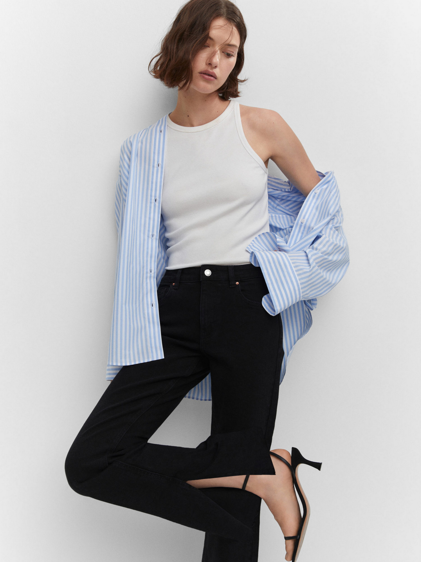 Прямі джинси MANGO Elle модель 57087719_TN Фото