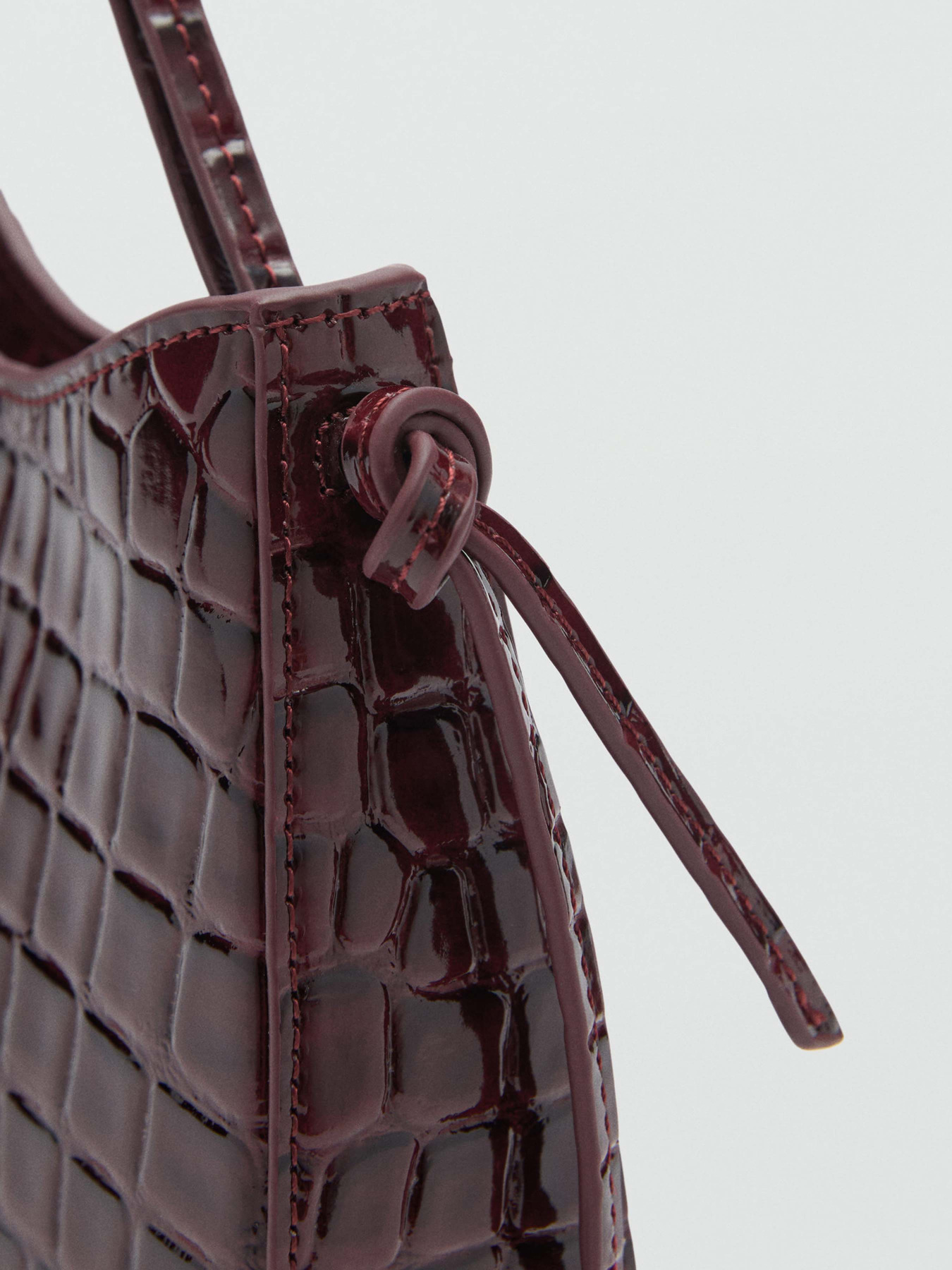 Хобо MANGO модель 77047675_78 Хобо MANGO модель 77047675_78 Фото