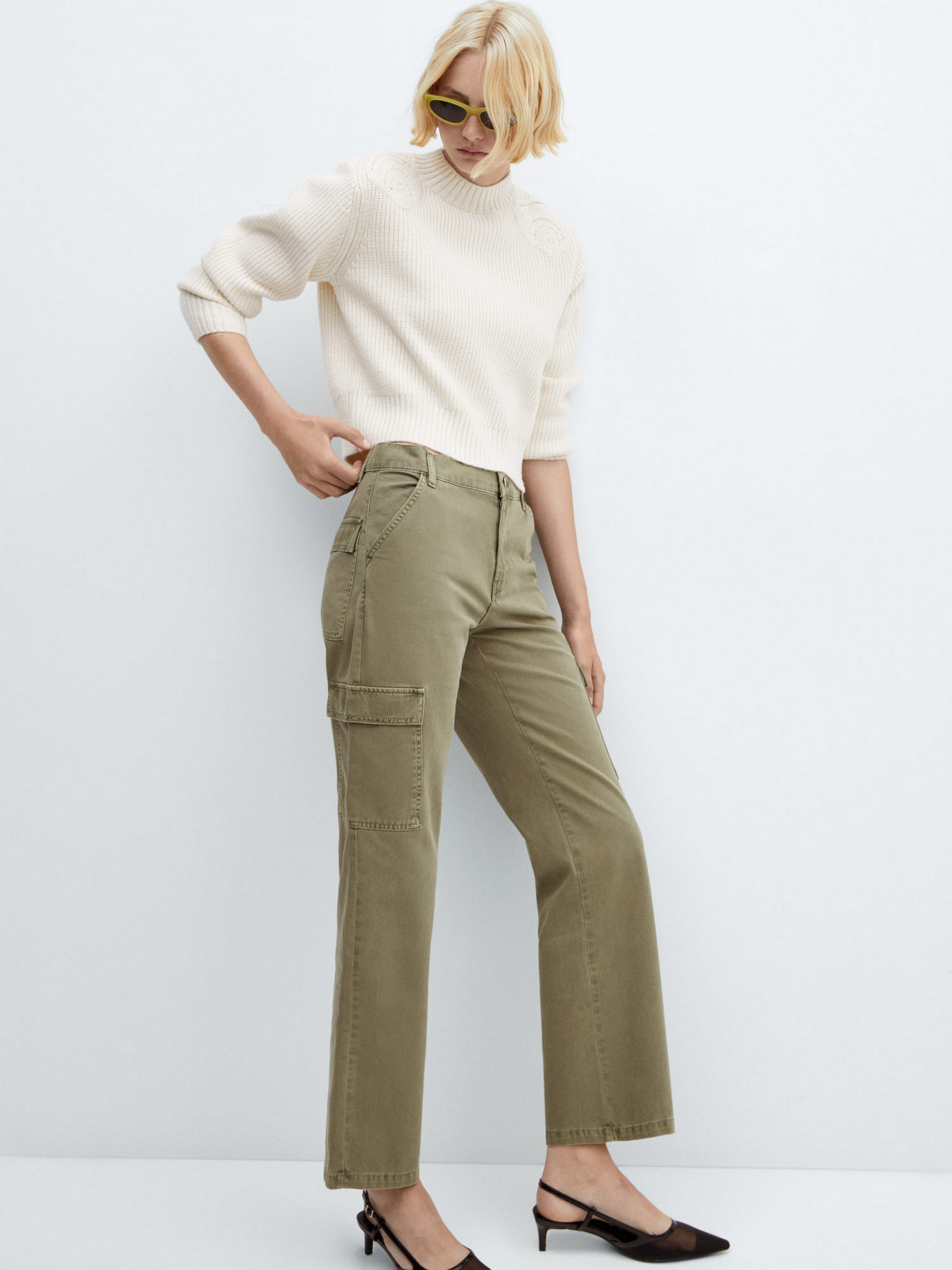 Прямые джинсы MANGO Newcargo модель 57045801_37 Фото